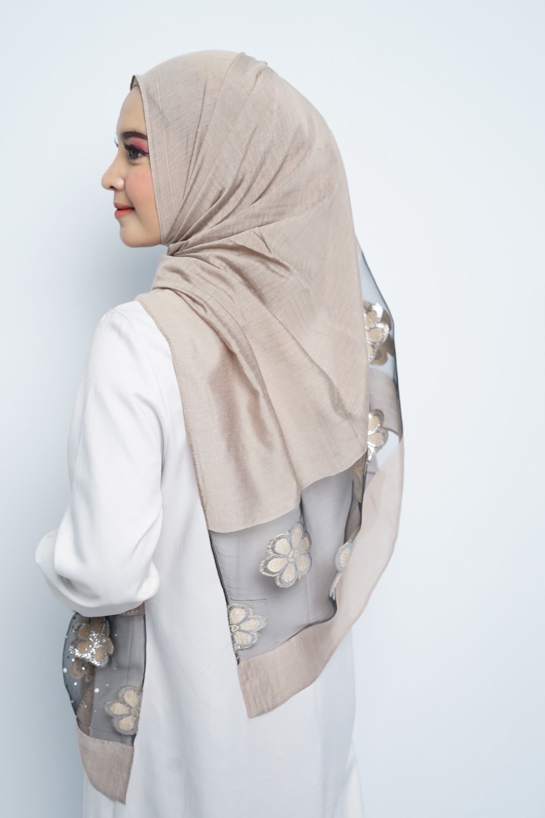 Pashmina - Rubyy Organza Series 04 - Mocca