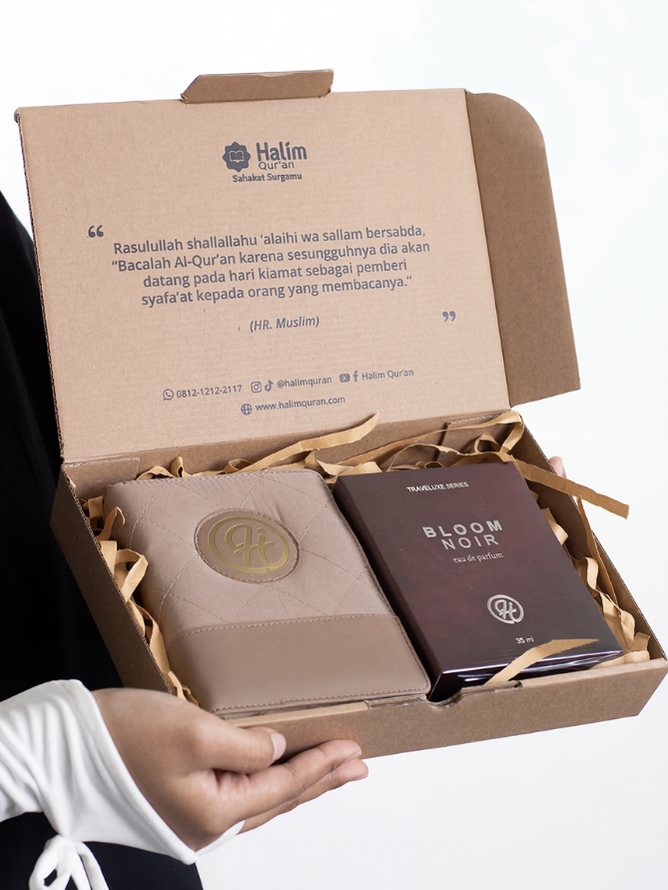 Hampers Hijacket x Halim – Mushaf & Perfume Gift Set