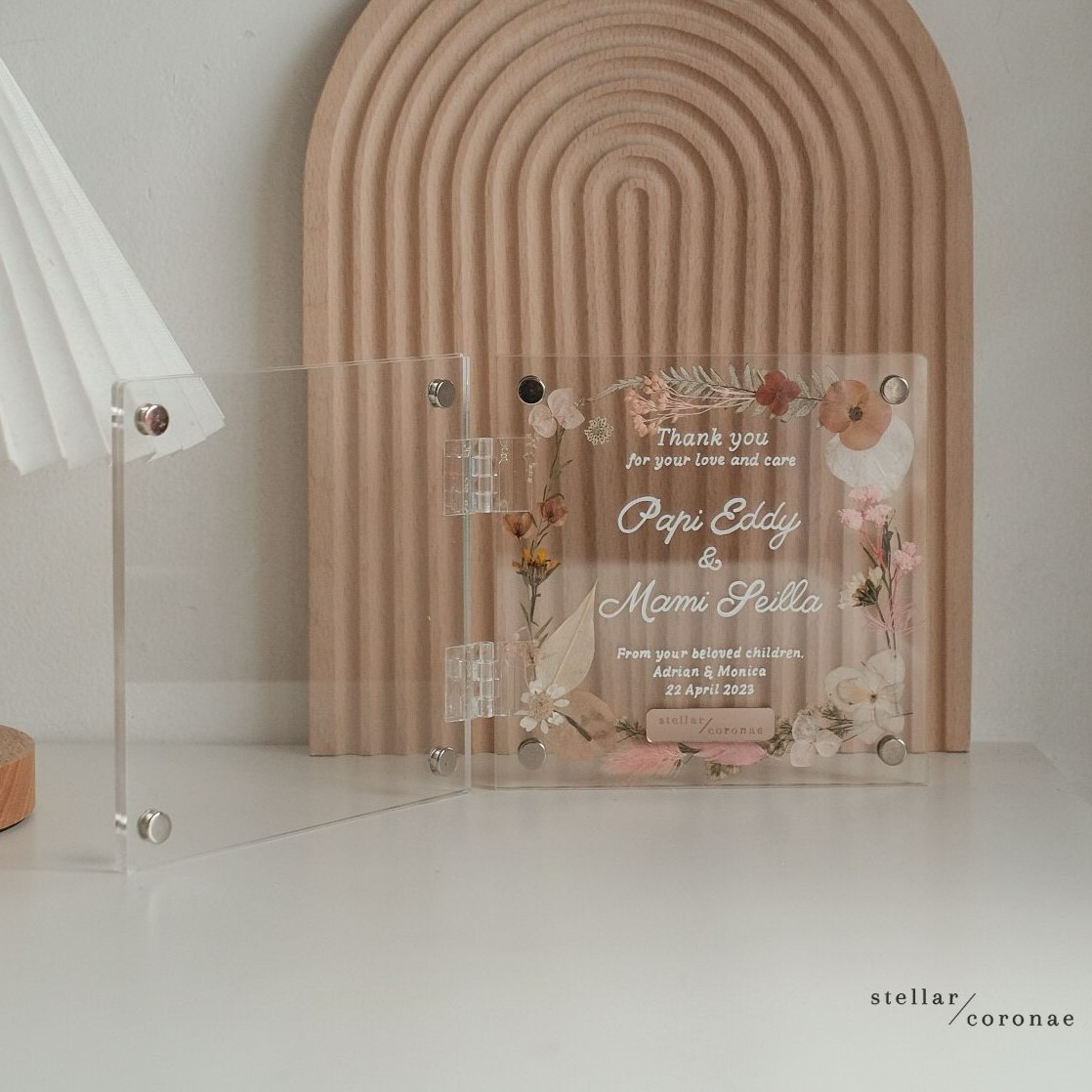 StellarCoronae - Pristine Book Regular 15x15cm | Book Frame | Frame Foto | Hadiah | Kado | Kado Hari Ibu | Mother's Day Gift