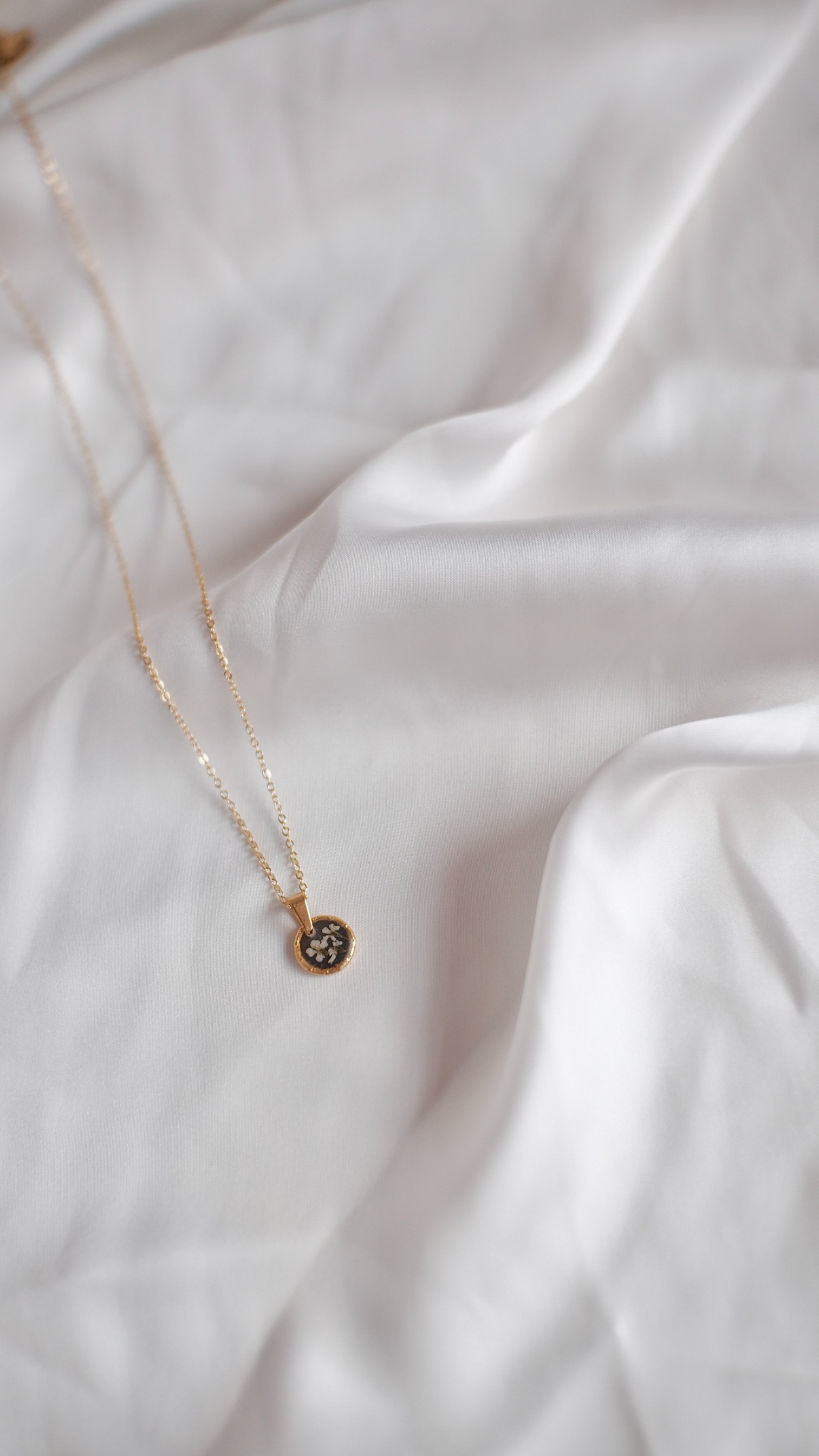 StellarCoronae - Necklace Gold