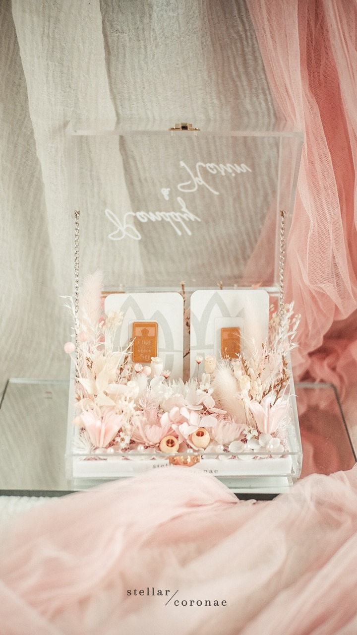 StellarCoronae - Dowry Box Chain