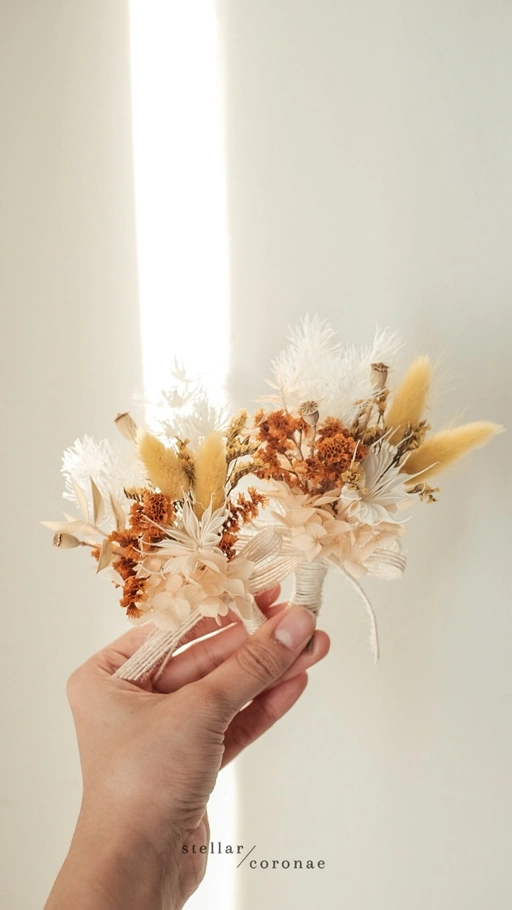 Image of StellarCoronae - Boutonniere Father / Family / Bestman