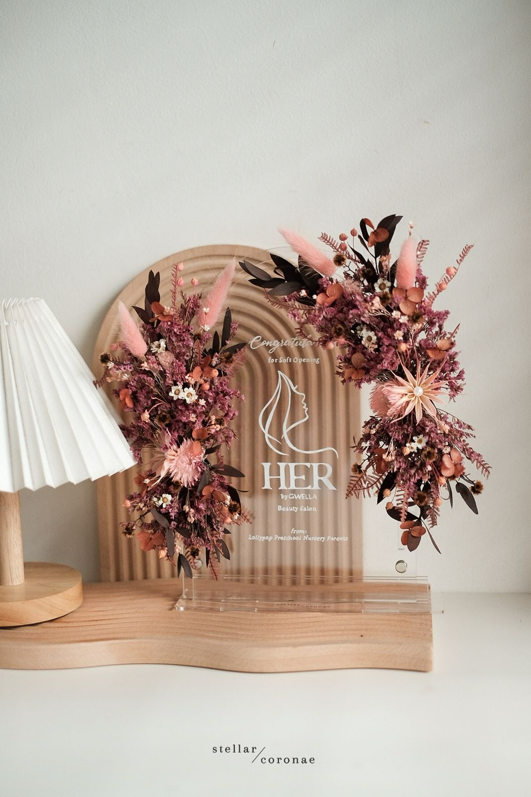 A4 Flower Arch | Bingkai Tulisan/Foto Hydrangea Press | Hadiah Custom Hiasan Meja