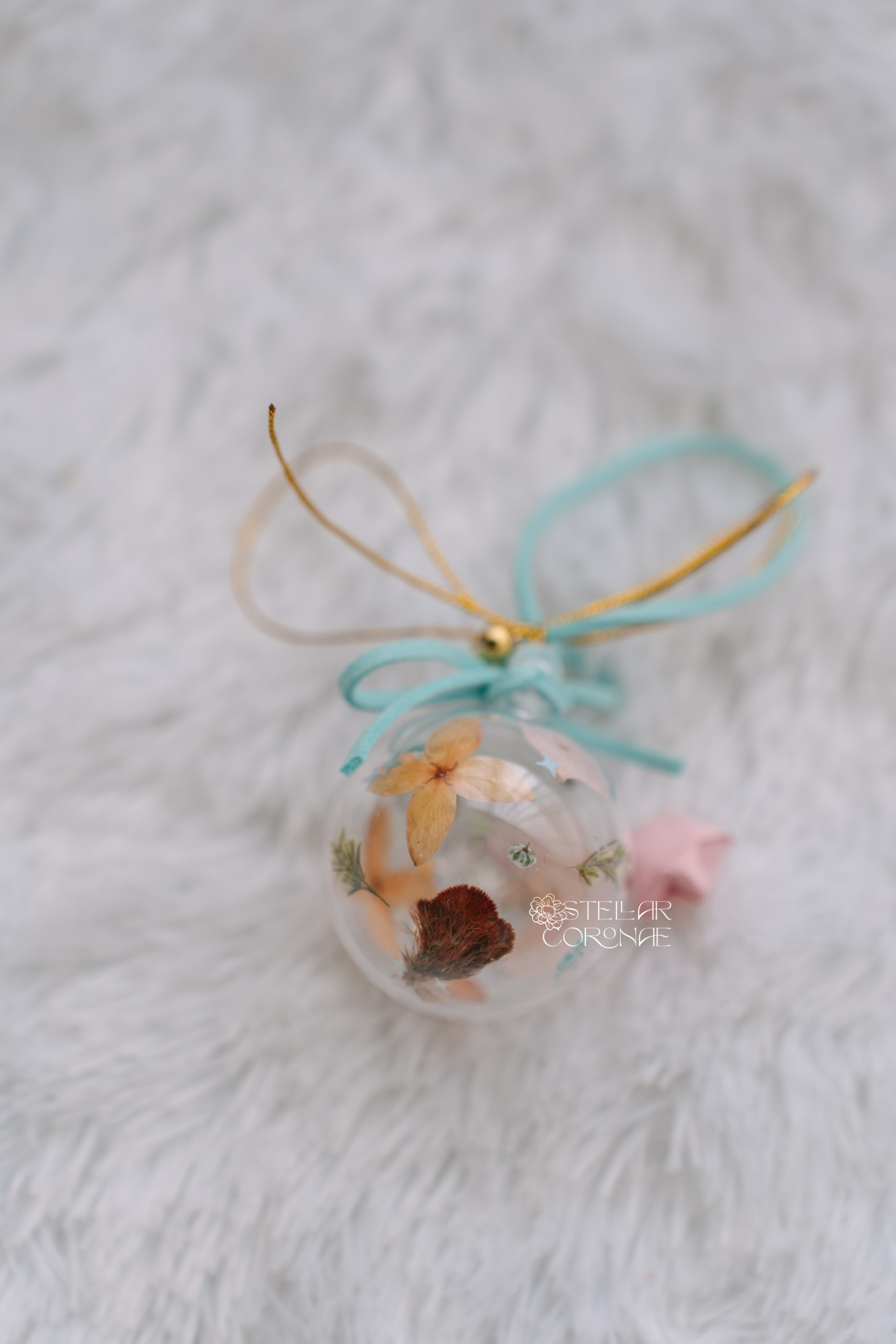 StellarCoronae - Floral Twinkle Bells | Baubles Pressed Flowers