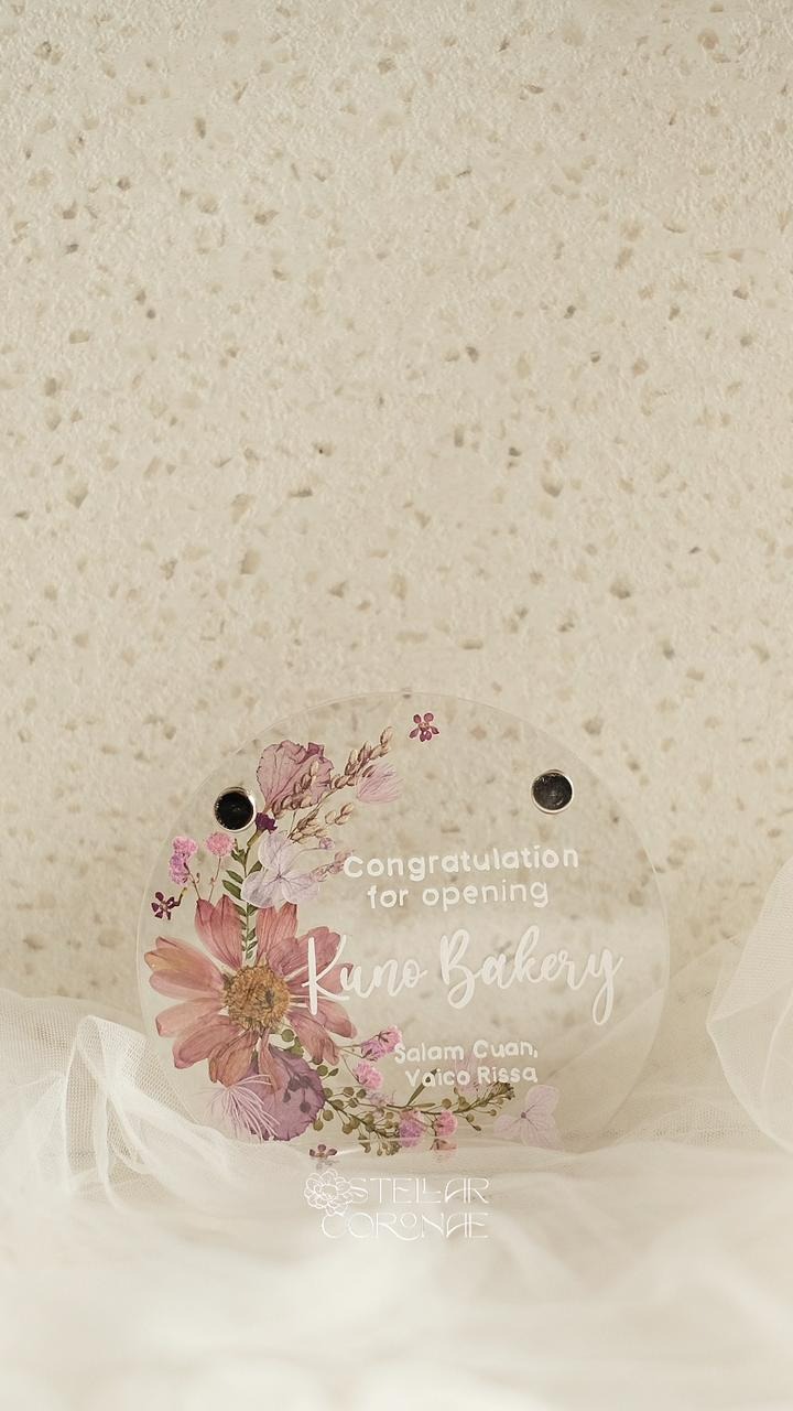 12cm Circle Pristine Standing | Bingkai Tulisan/Foto Bunga Kering | Hadiah Custom Hiasan Meja