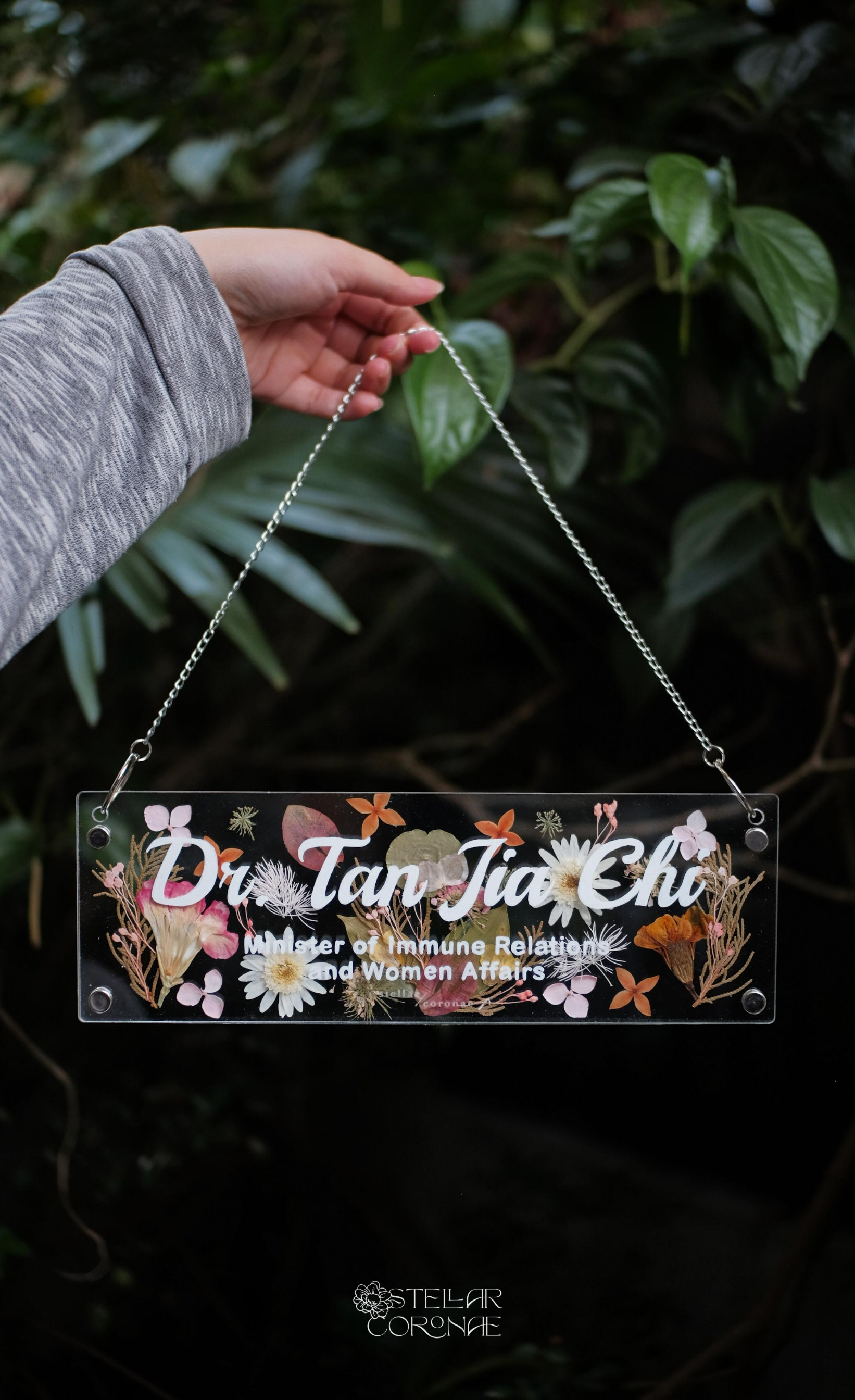 10x30cm Rectangle Pristine Hanging/Standing | Bingkai Tulisan Nama Bunga Kering | Hadiah Custom Hiasan Meja/Dinding