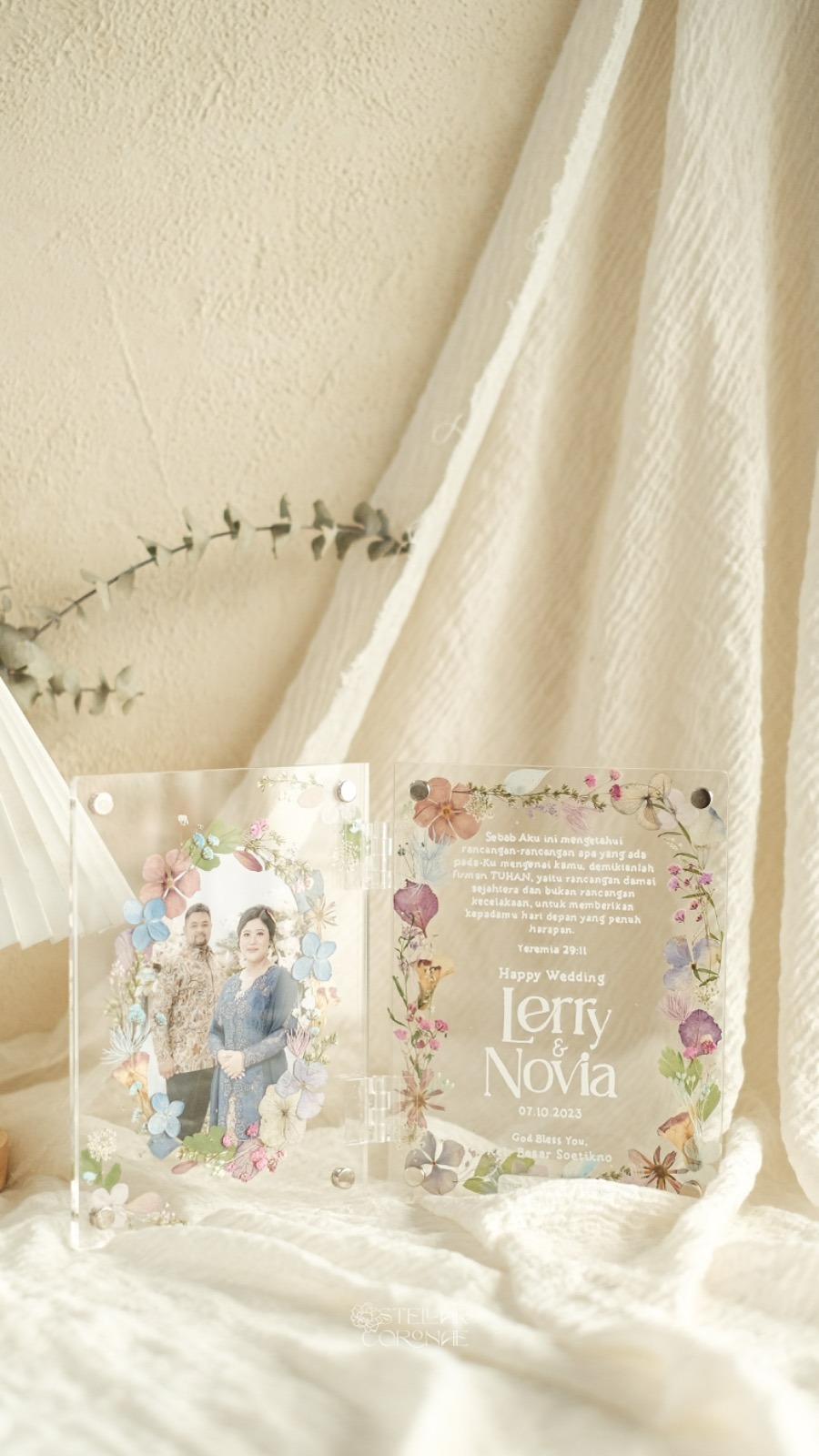 StellarCoronae - Pristine Book Regular 15x20cm | Book Frame | Frame Foto | Hadiah | Kado | Kado Hari Ibu | Mother's Day Gift