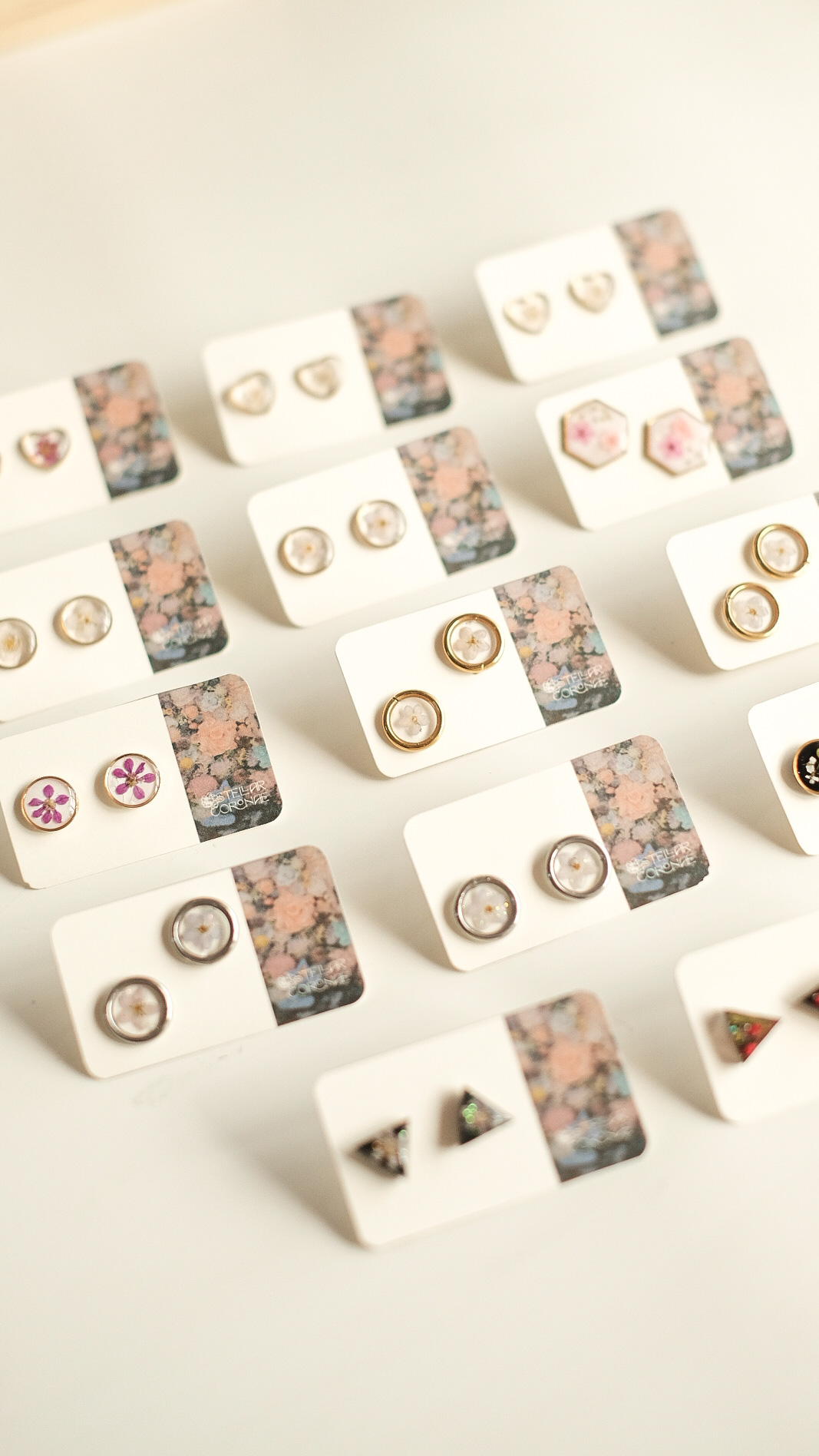 StellarCoronae - Ring Circle Studs Earrings