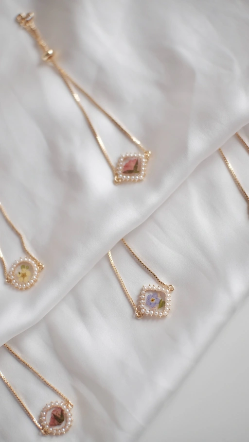 StellarCoronae - Bracelet Pearl