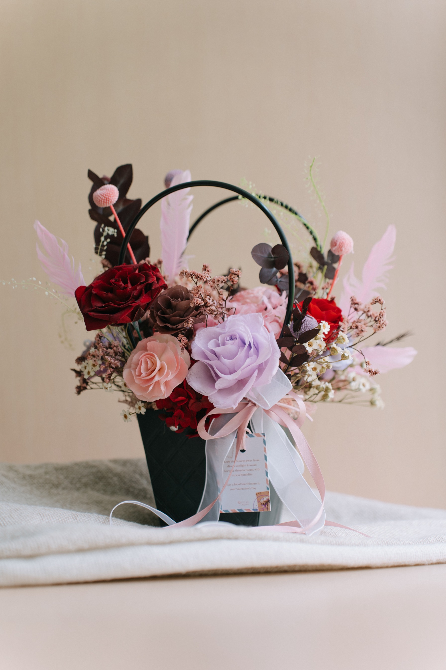 Flower Bag Small | Rangkaian Bunga Kering dalam Tas Jinjing