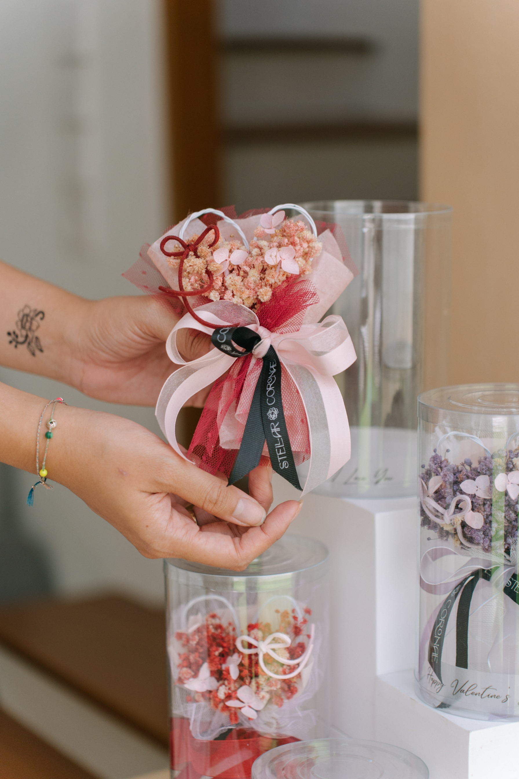StellarCoronae - Mini Bouquet Love in Tube | Buket Bunga Kering | Hadiah Kado Valentine