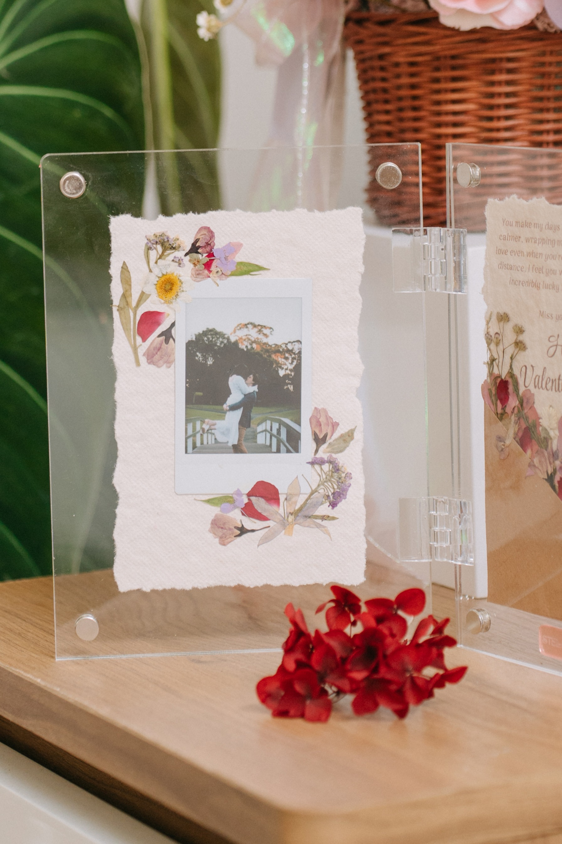 StellarCoronae - Pristine Book 15x20cm with Letter and Envelope | Bingkai Foto | Hadiah Kado Valentine