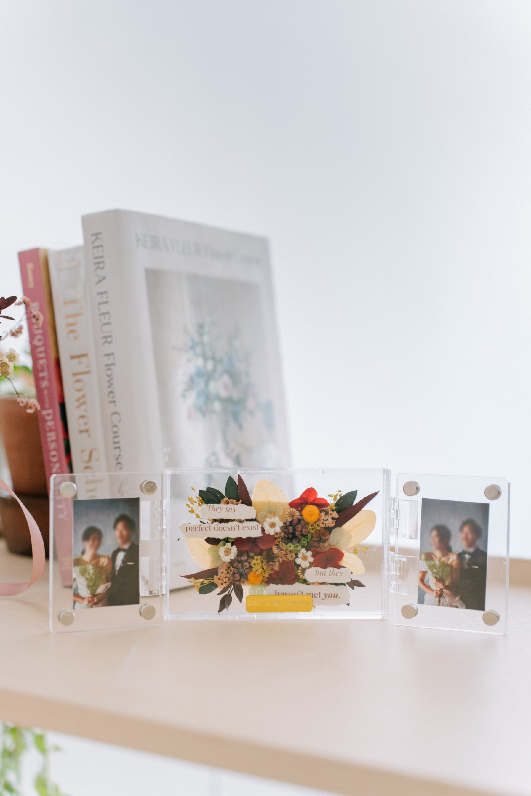 StellarCoronae - Butterfly Frame A6 | Bingkai Foto Bunga | Hadiah | Kado Valentine