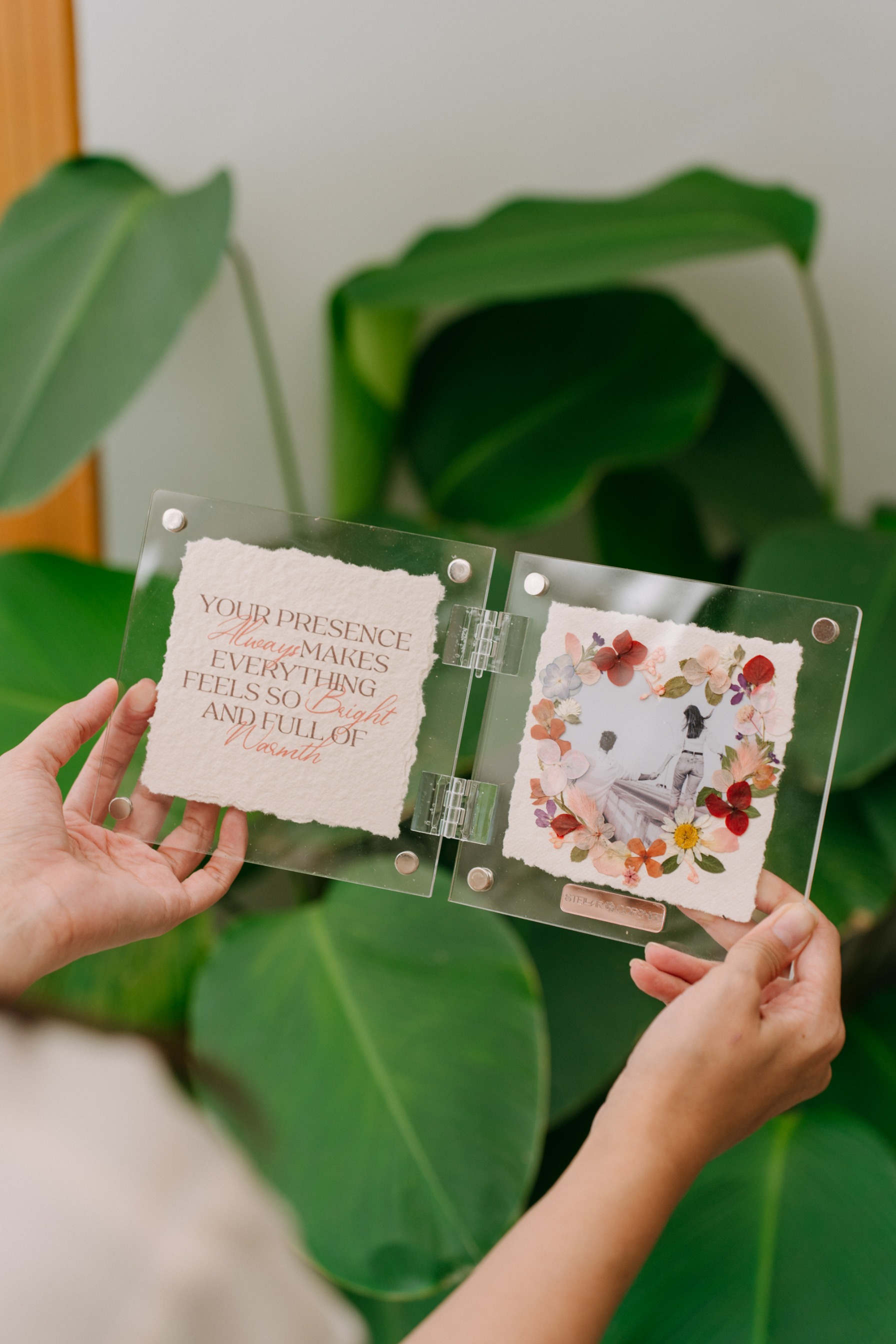 StellarCoronae - Pristine Book 15x15cm Calendar of Love | Bingkai Foto | Hadiah | Kado Valentine