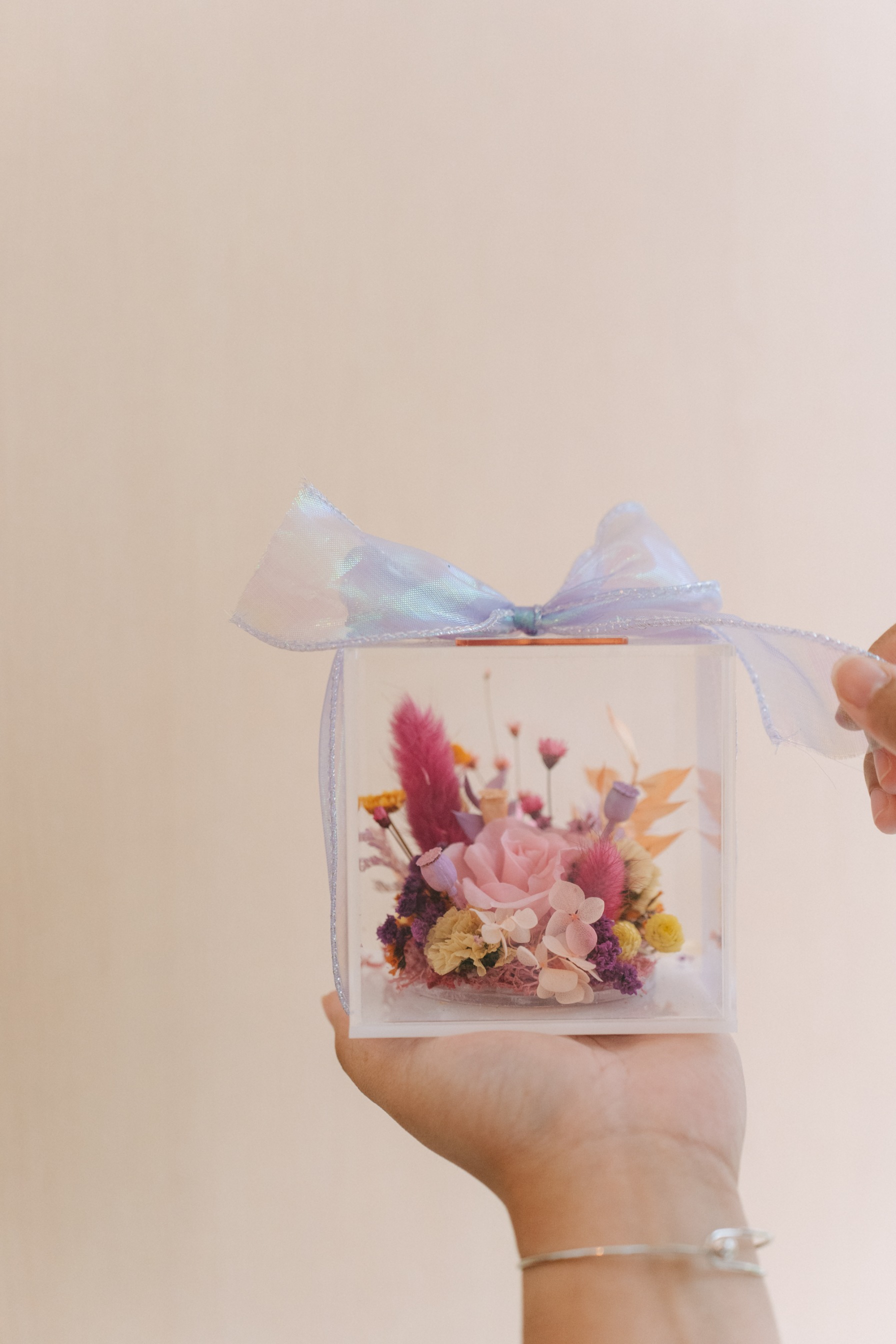 StellarCoronae - Floral Box | Bunga Kering | Hadiah | Kado Valentine | Kado Ulang Tahun | Hiasan Meja