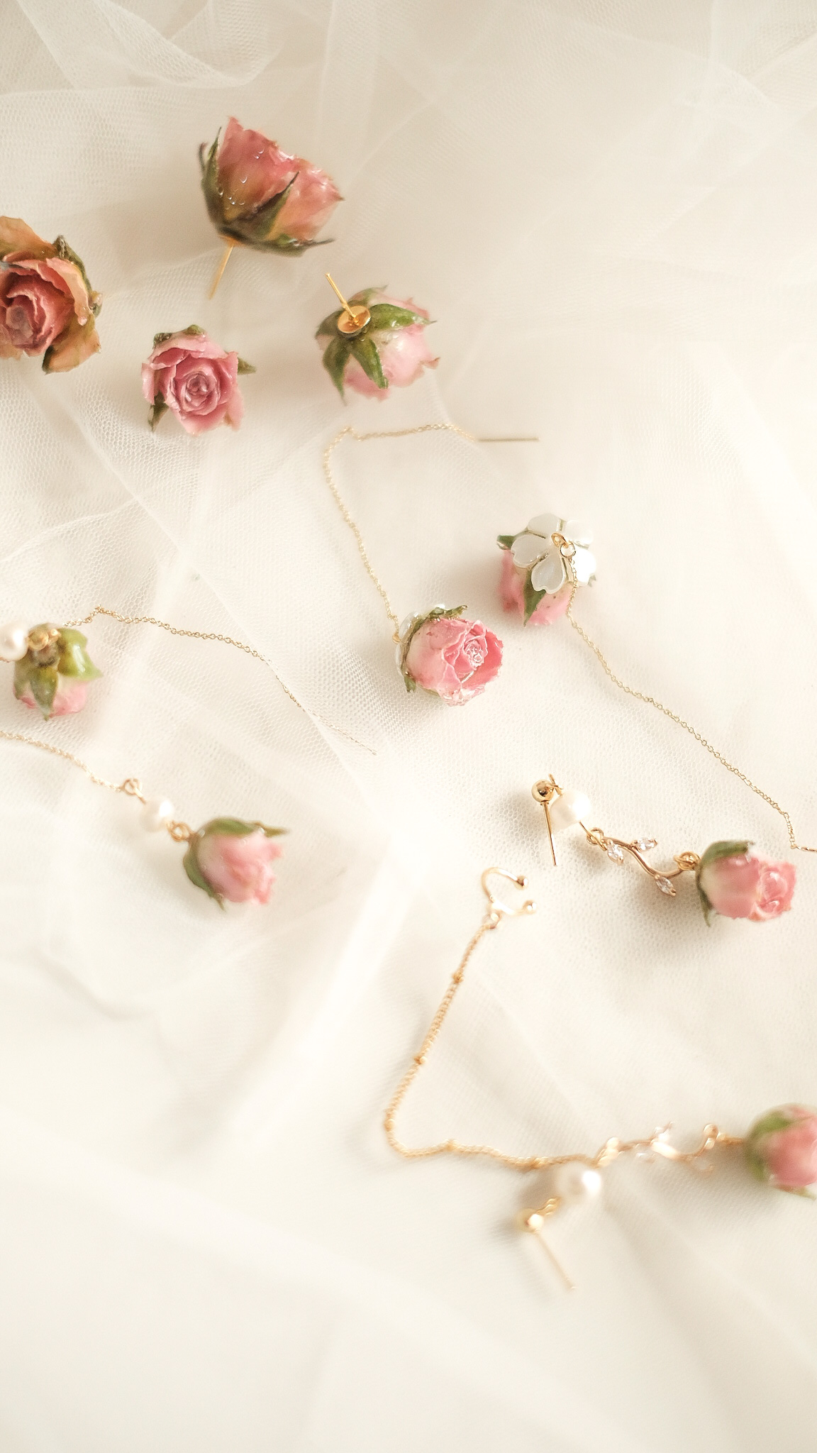 StellarCoronae - Rose Electroplated Earrings