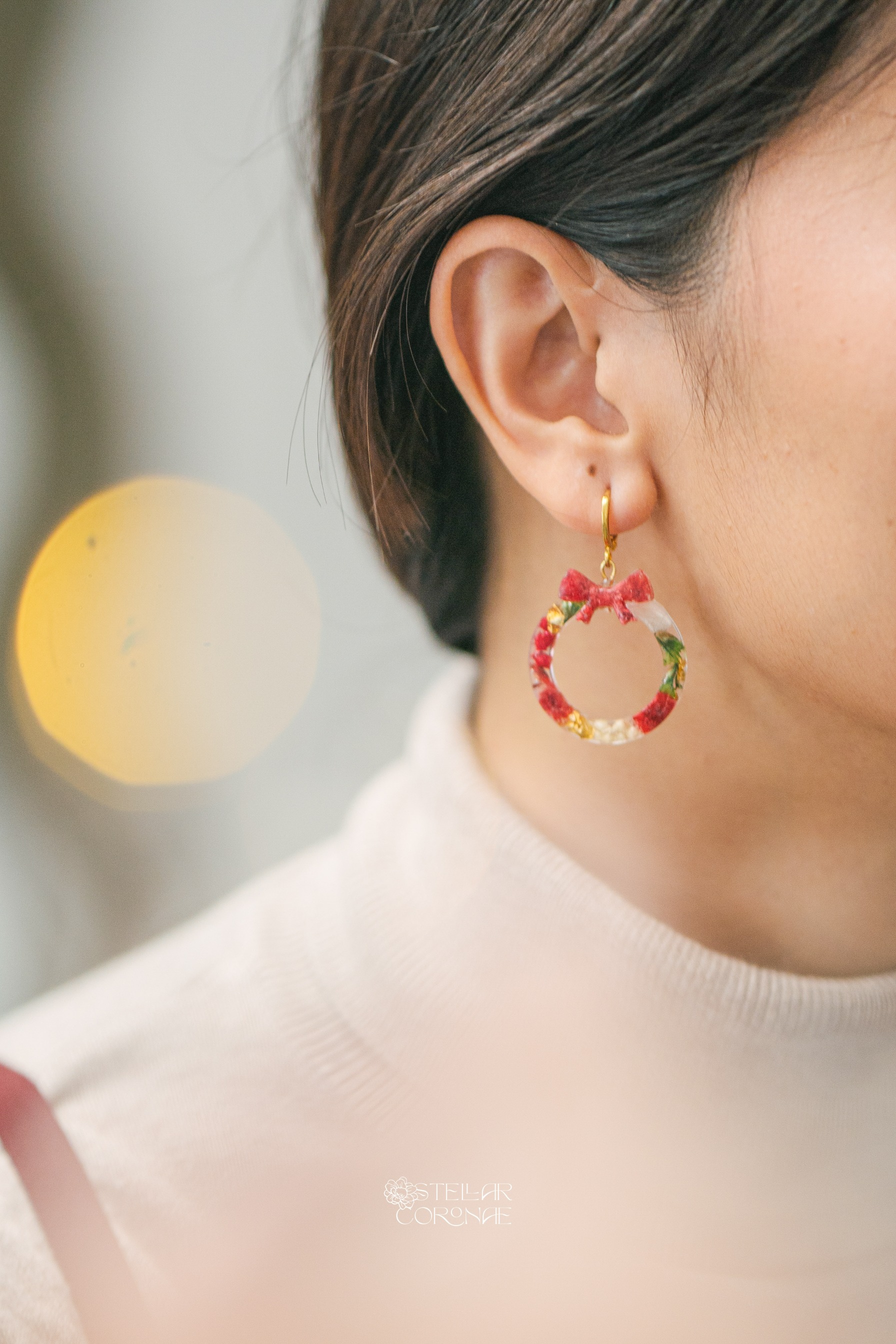 StellarCoronae - Christmas Wreath Earrings