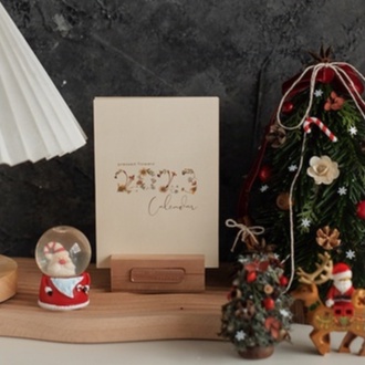 StellarCoronae - Pressed Flower Mini Calendar 2023 | Kalender 2023 | Kalender Meja | Kalender Bunga | Hampers Akhir Tahu