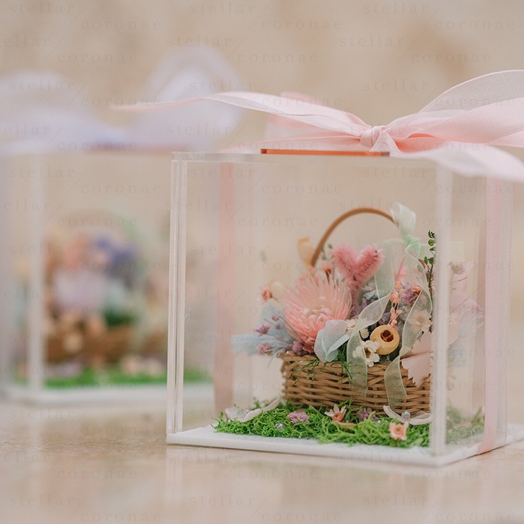 StellarCoronae - Mini Basket in a Box | Bunga Asli | Bunga Kering | Kado Hari Ibu | Mother's Day Gift | Hadiah | Gift