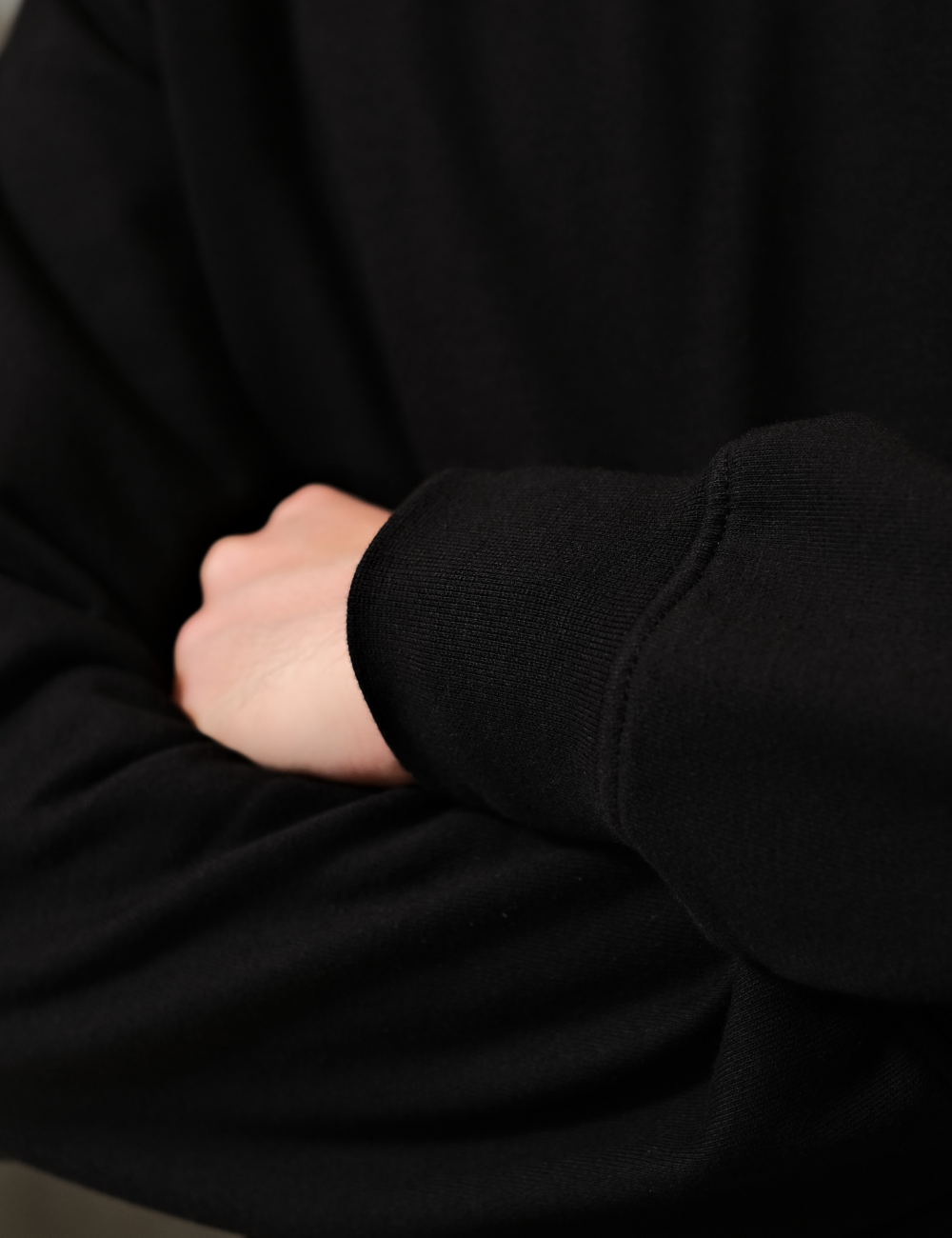 Base Solid Sweatshirt Obsidian Black