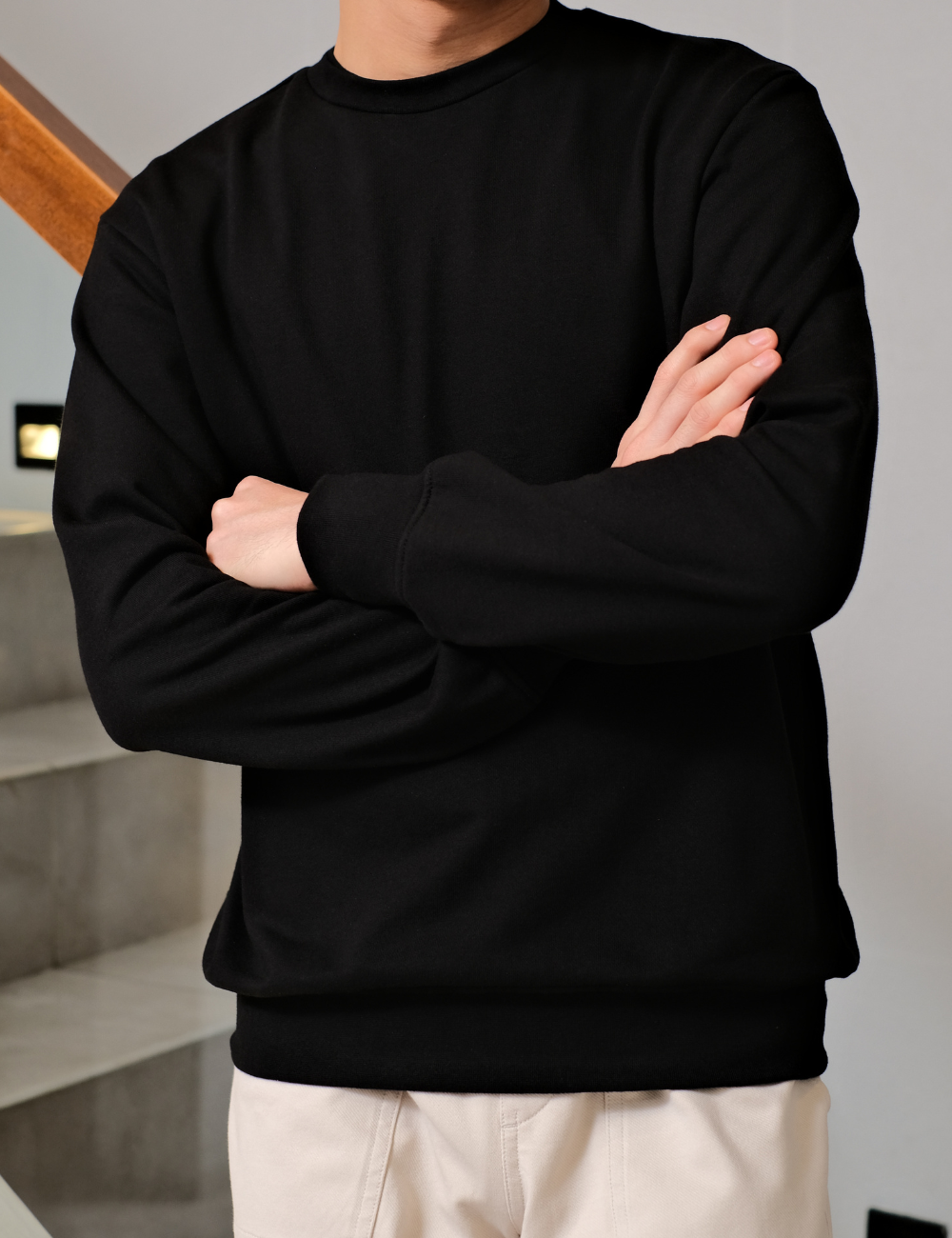 Base Solid Sweatshirt Obsidian Black