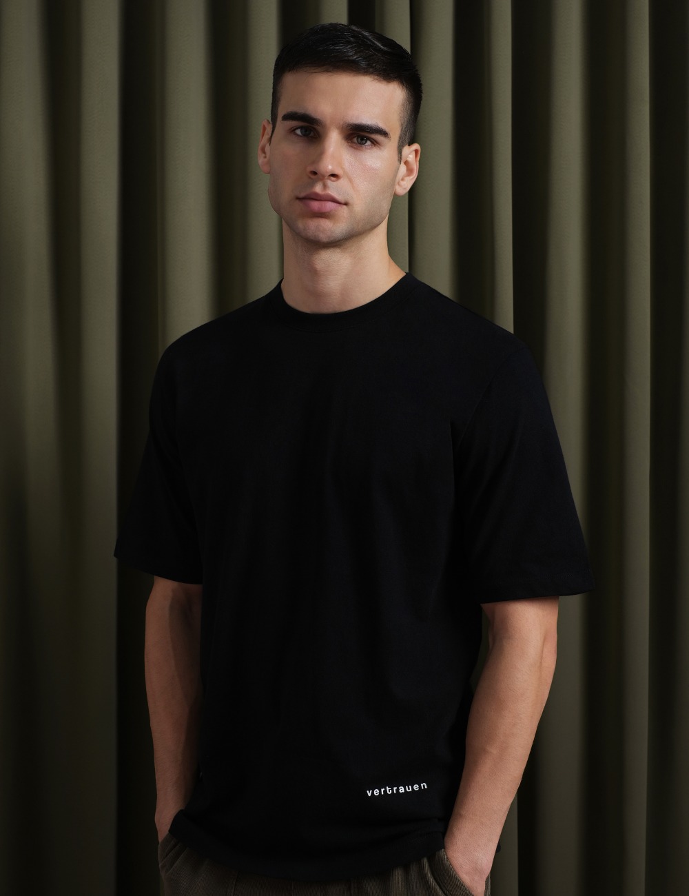 Arkline Vertrauen Tshirt Obsidian Black