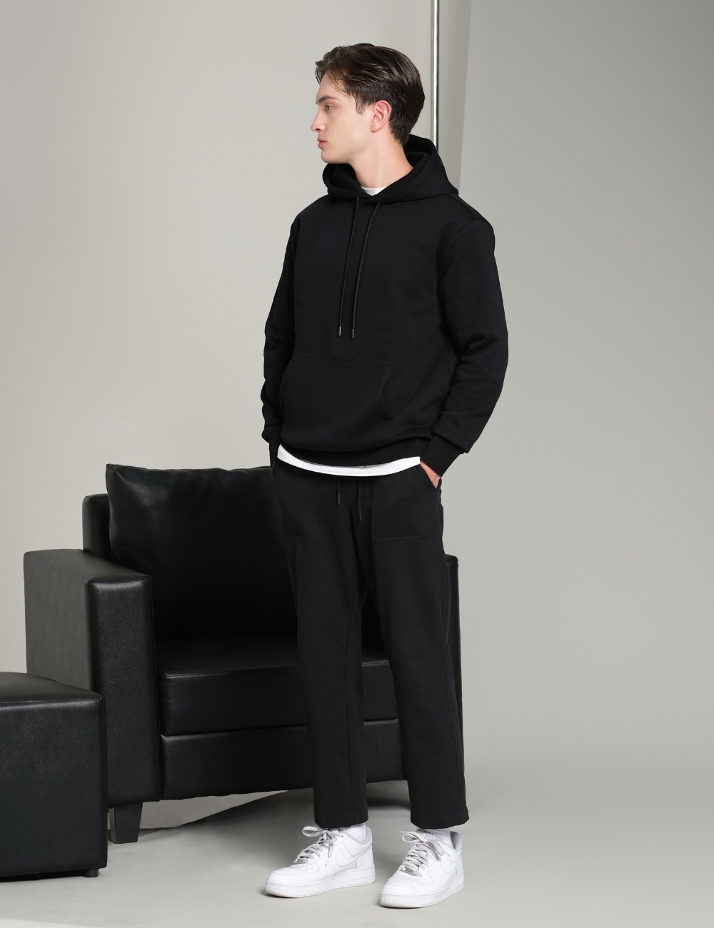 Arkline Growing Pullover Hoodie Obsidian Black