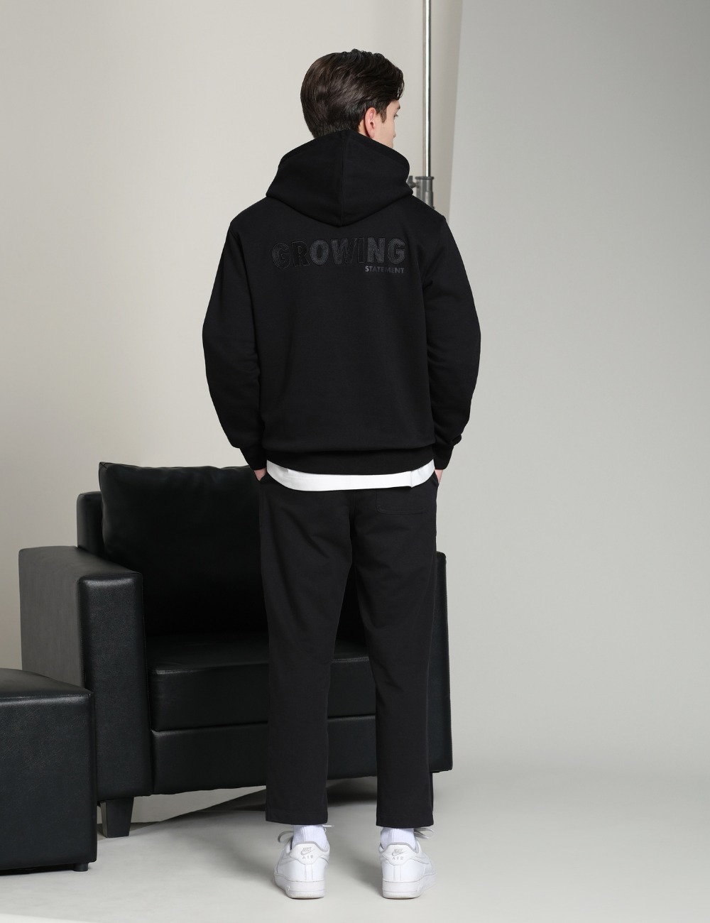 Arkline Growing Pullover Hoodie Obsidian Black