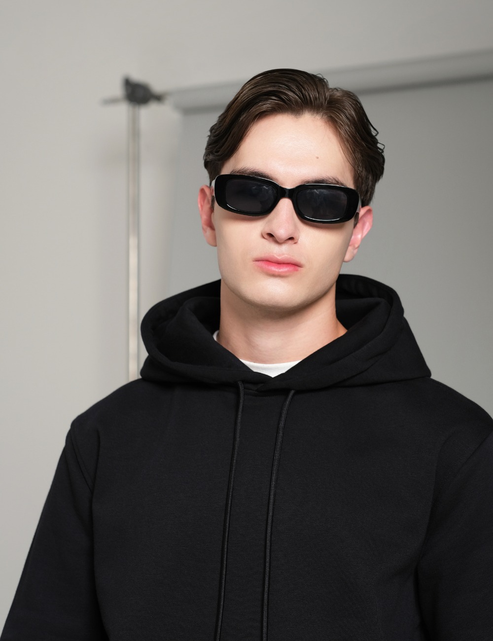 Arkline Growing Pullover Hoodie Obsidian Black