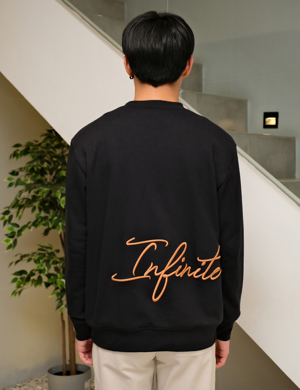 Infinite Sweatshirt Black