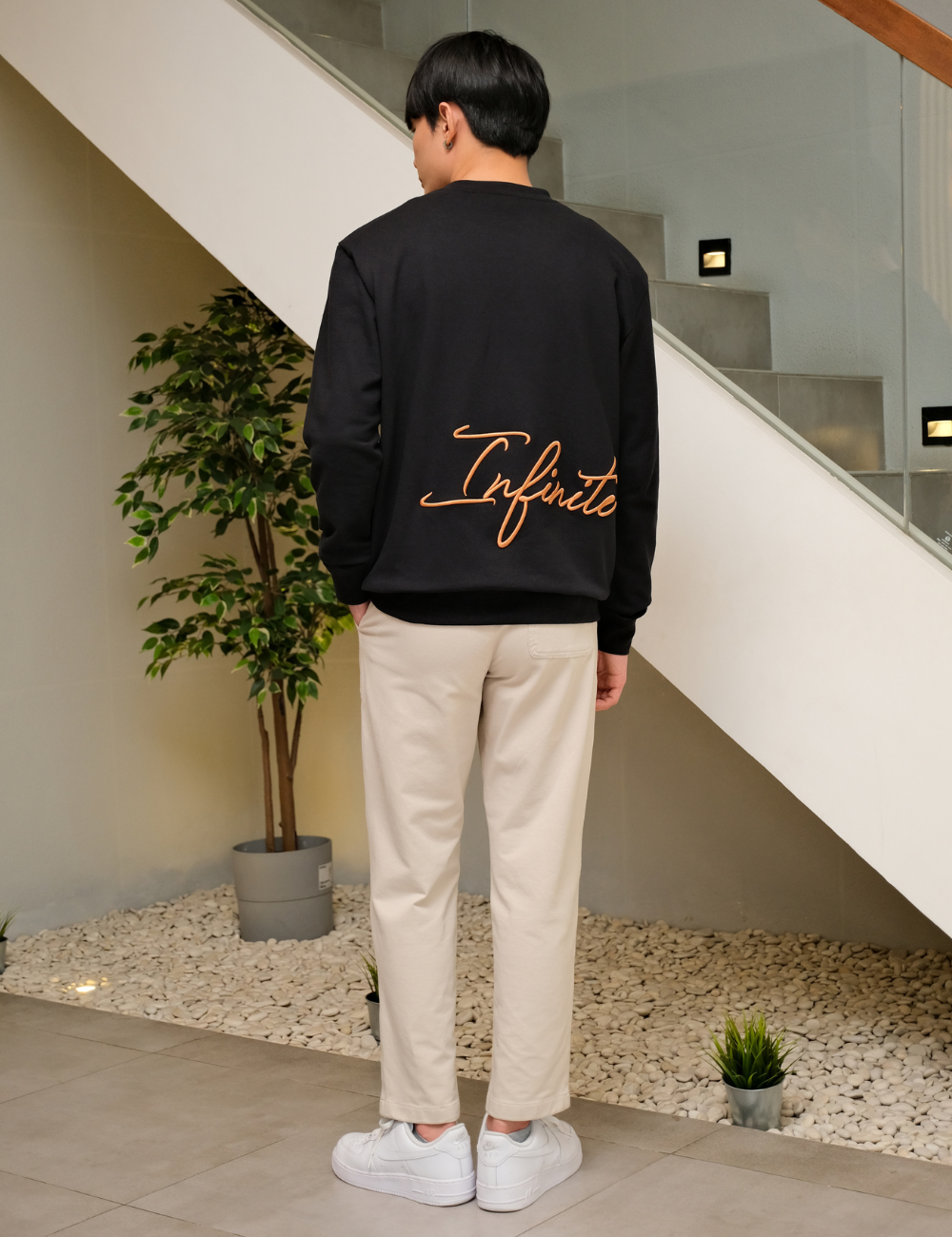 Infinite Sweatshirt Black