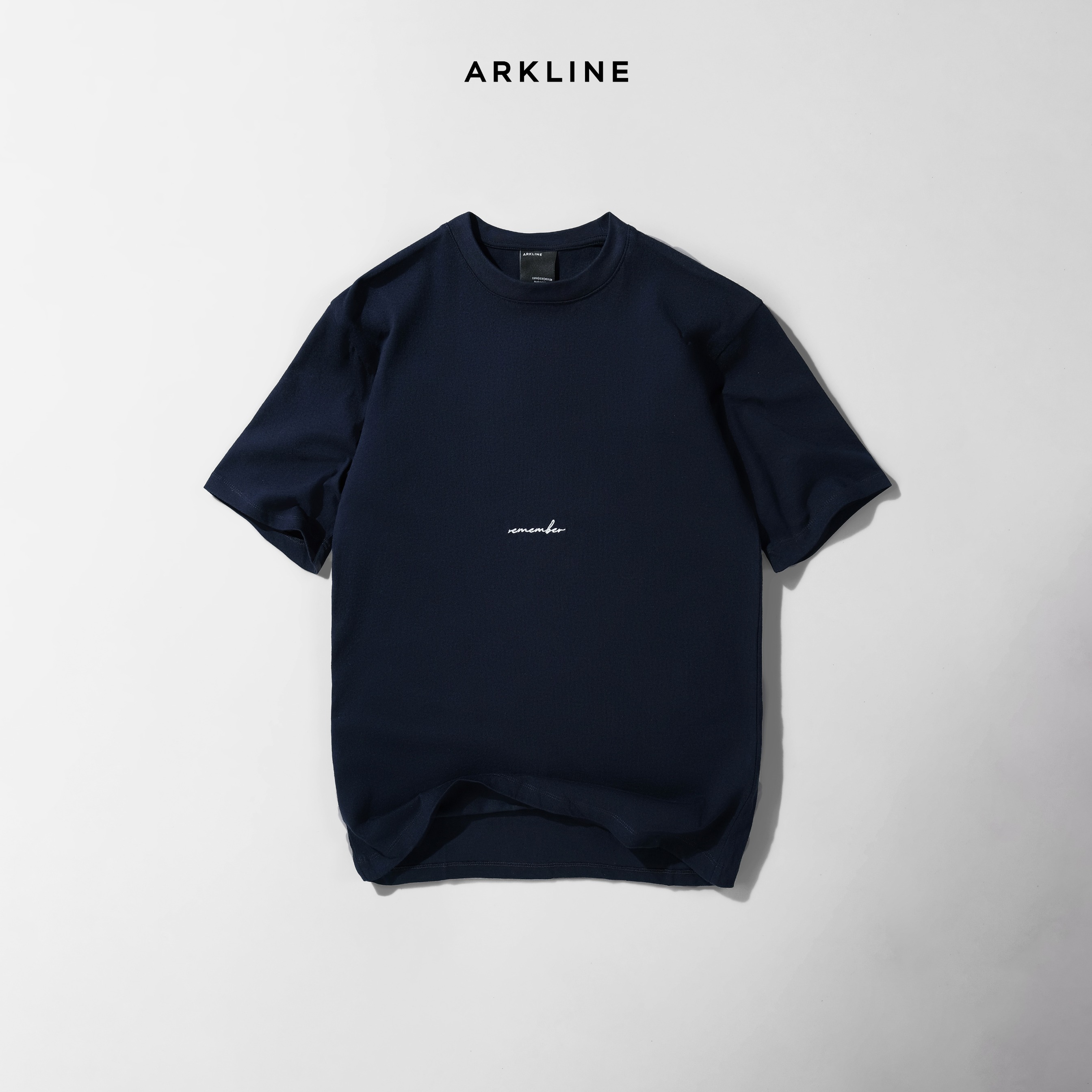 Arkline Family Script Remember T-shirt Deep Navy