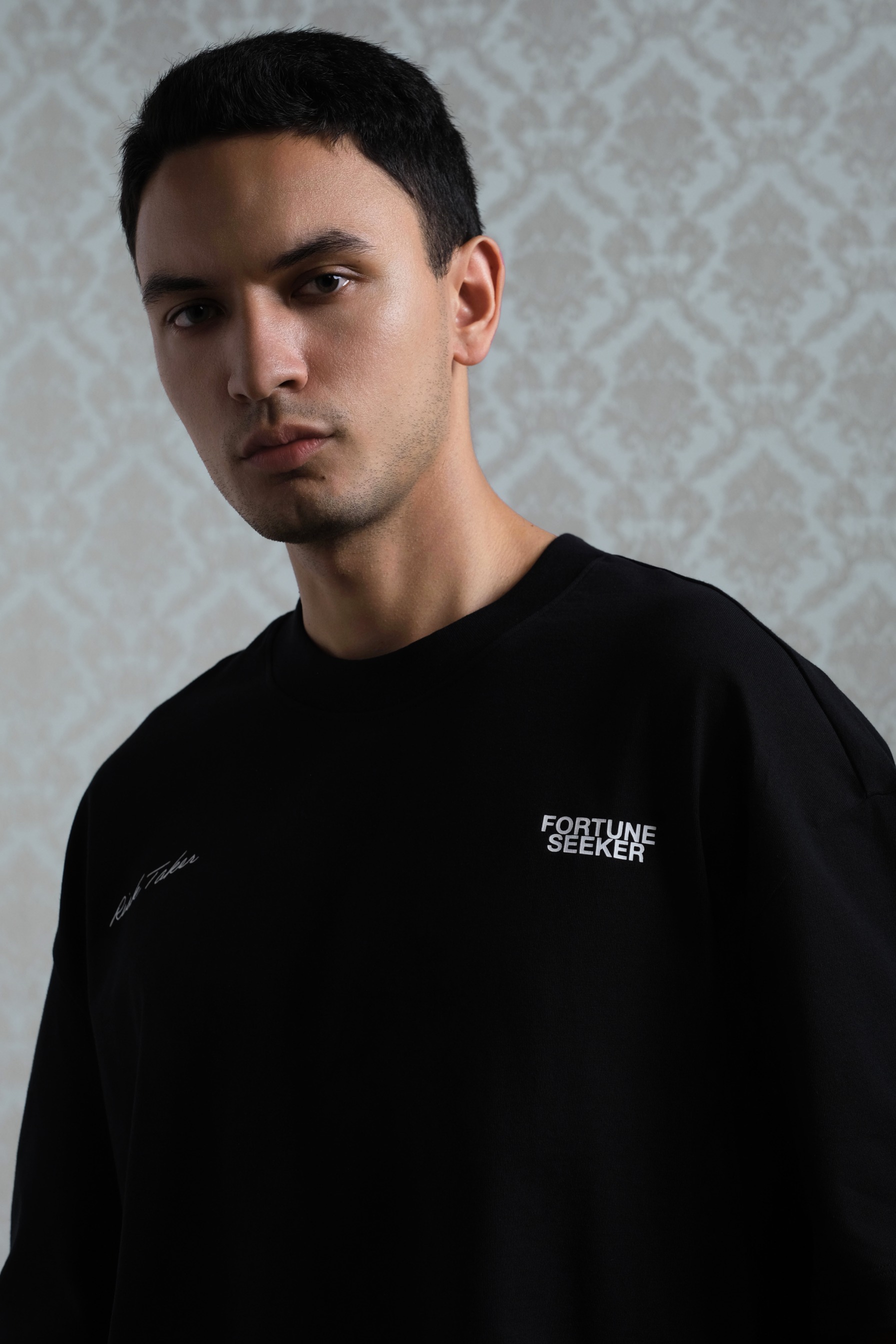 Arkline Forseek Oversize Tee Carbon Black