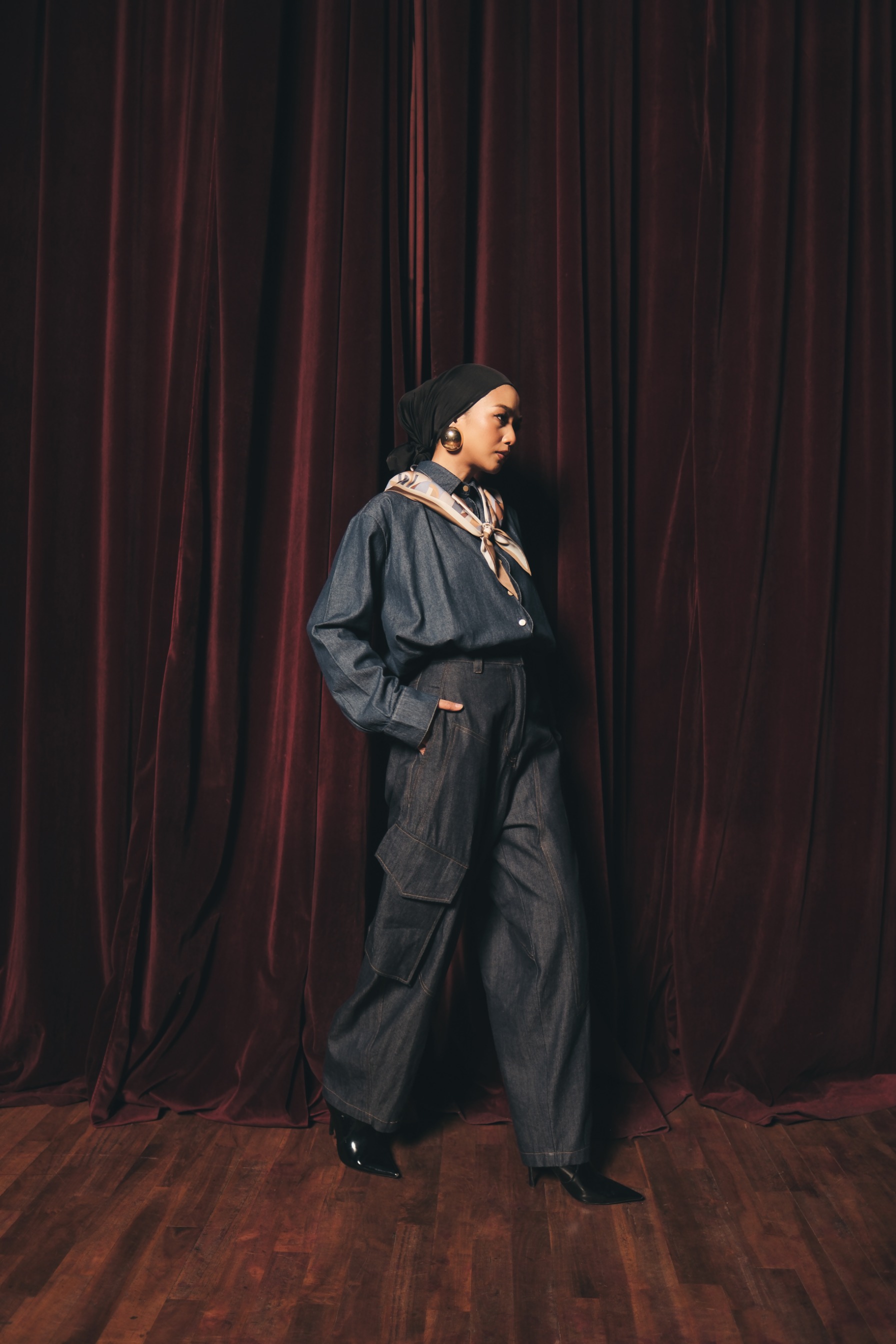 Vizy Denim Shirt With Neck Scarves Navy