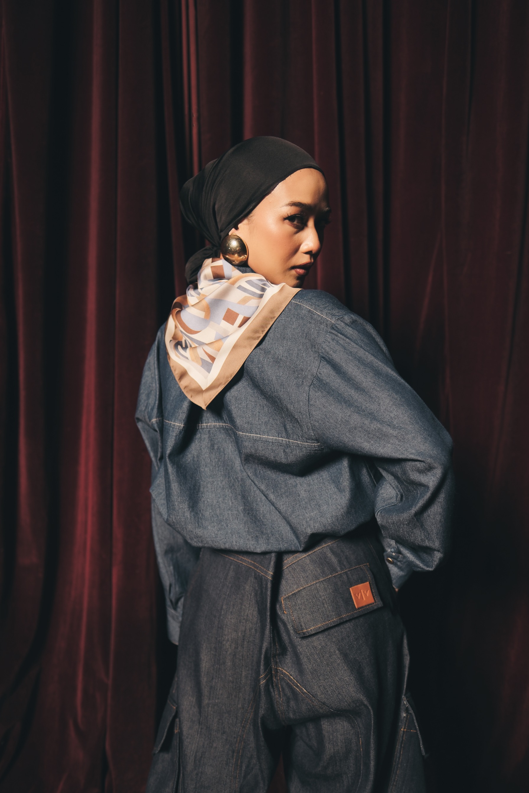 Vizy Denim Shirt With Neck Scarves Navy
