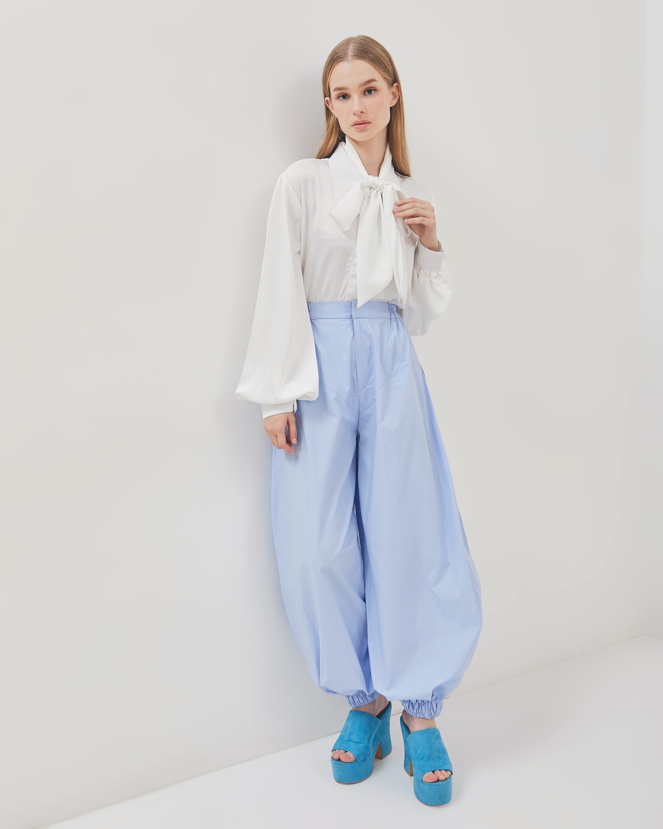 QUEEN BLOUSE PEARL WHITE