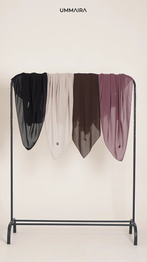 Image of Najma French Square