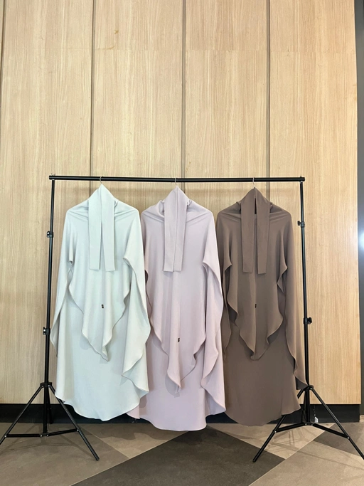 Image of Khiban Quinn Plain