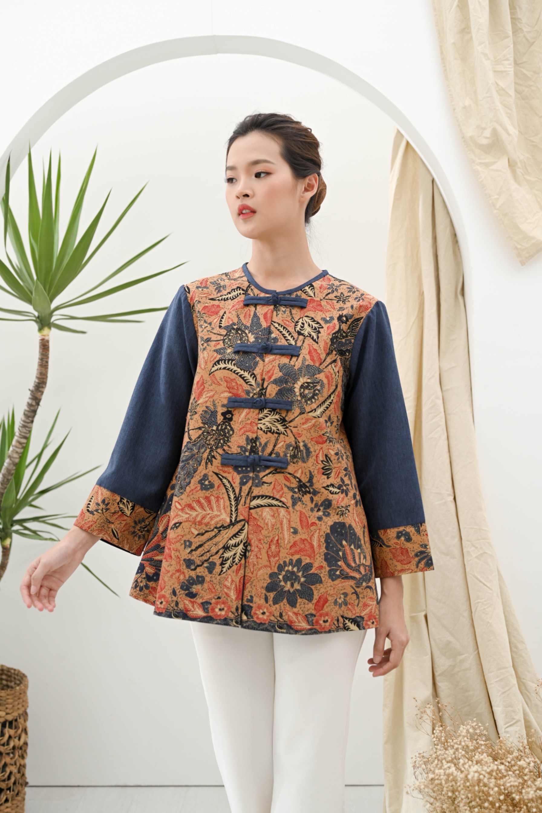 Adhisti TOP 06