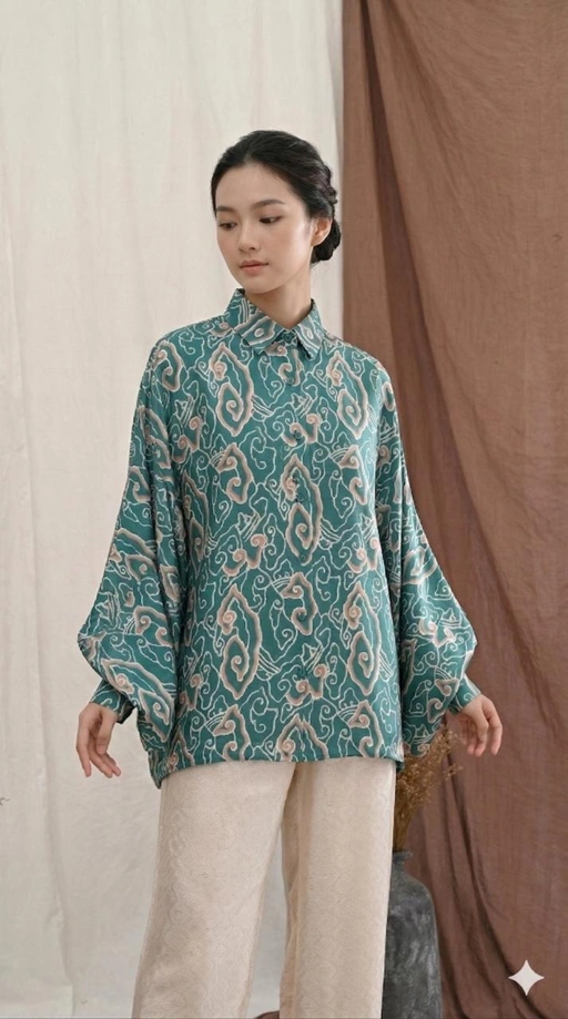 Image of Kemala Top 34