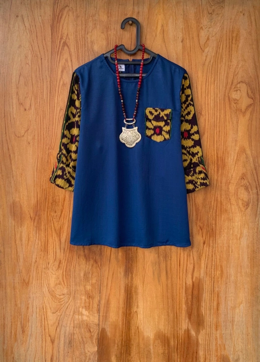 Image of Blouse B9 16