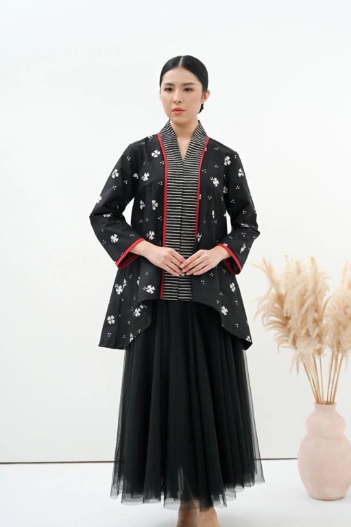 Image of Aruni TOP 103