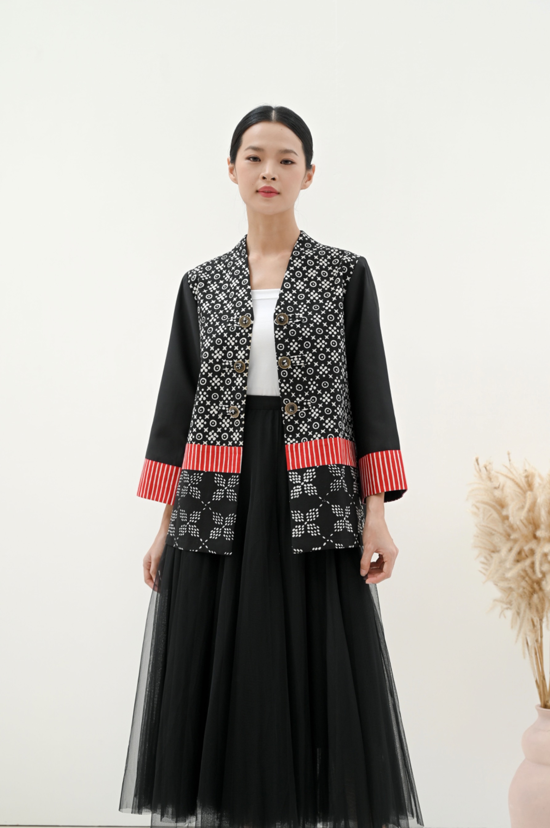 Daisha Outer 07