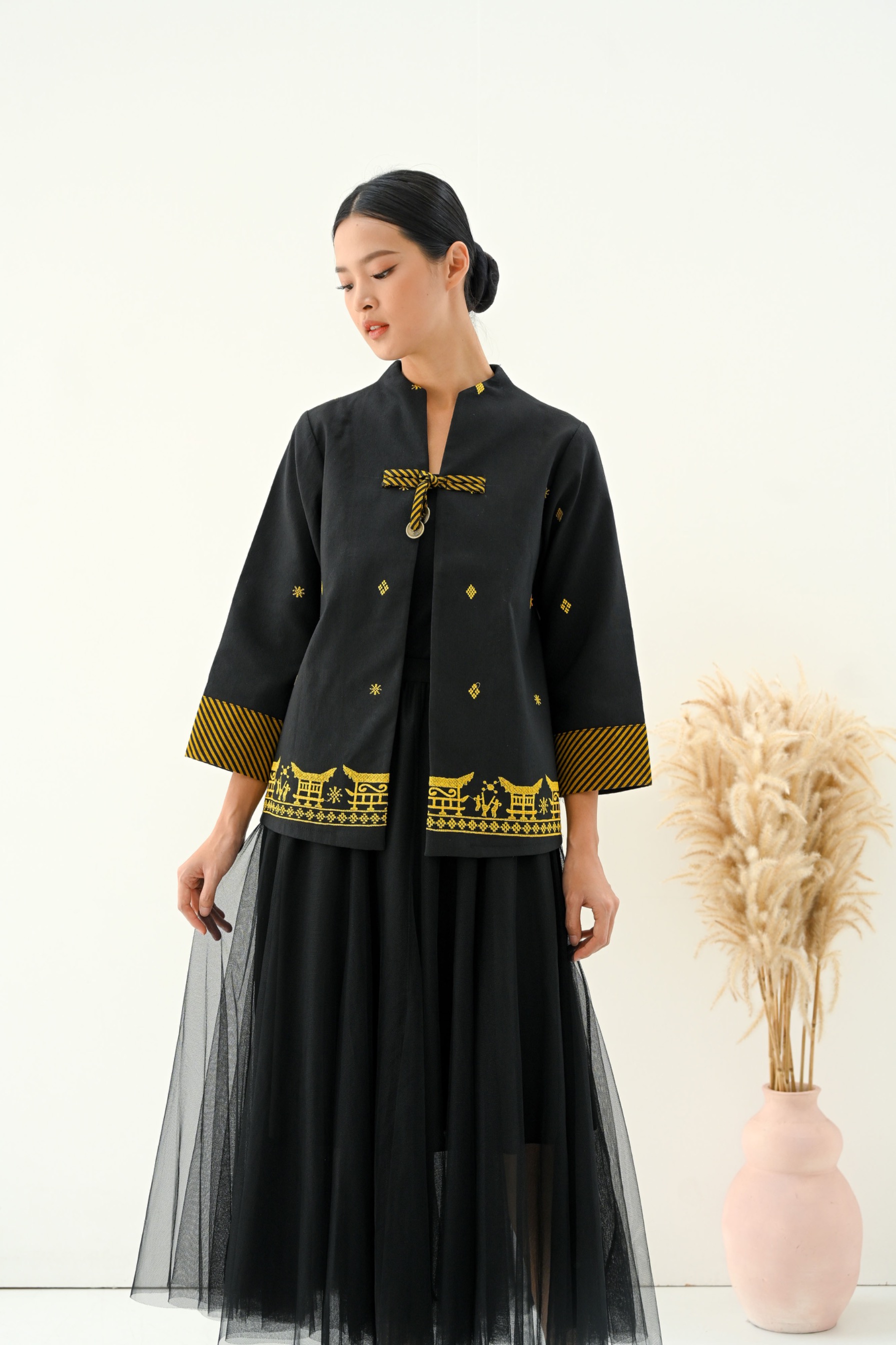 Adelia Outer 43