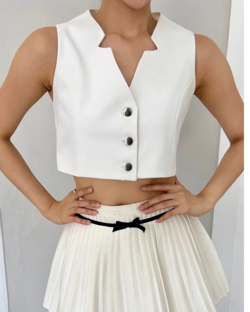 Image of Liona top