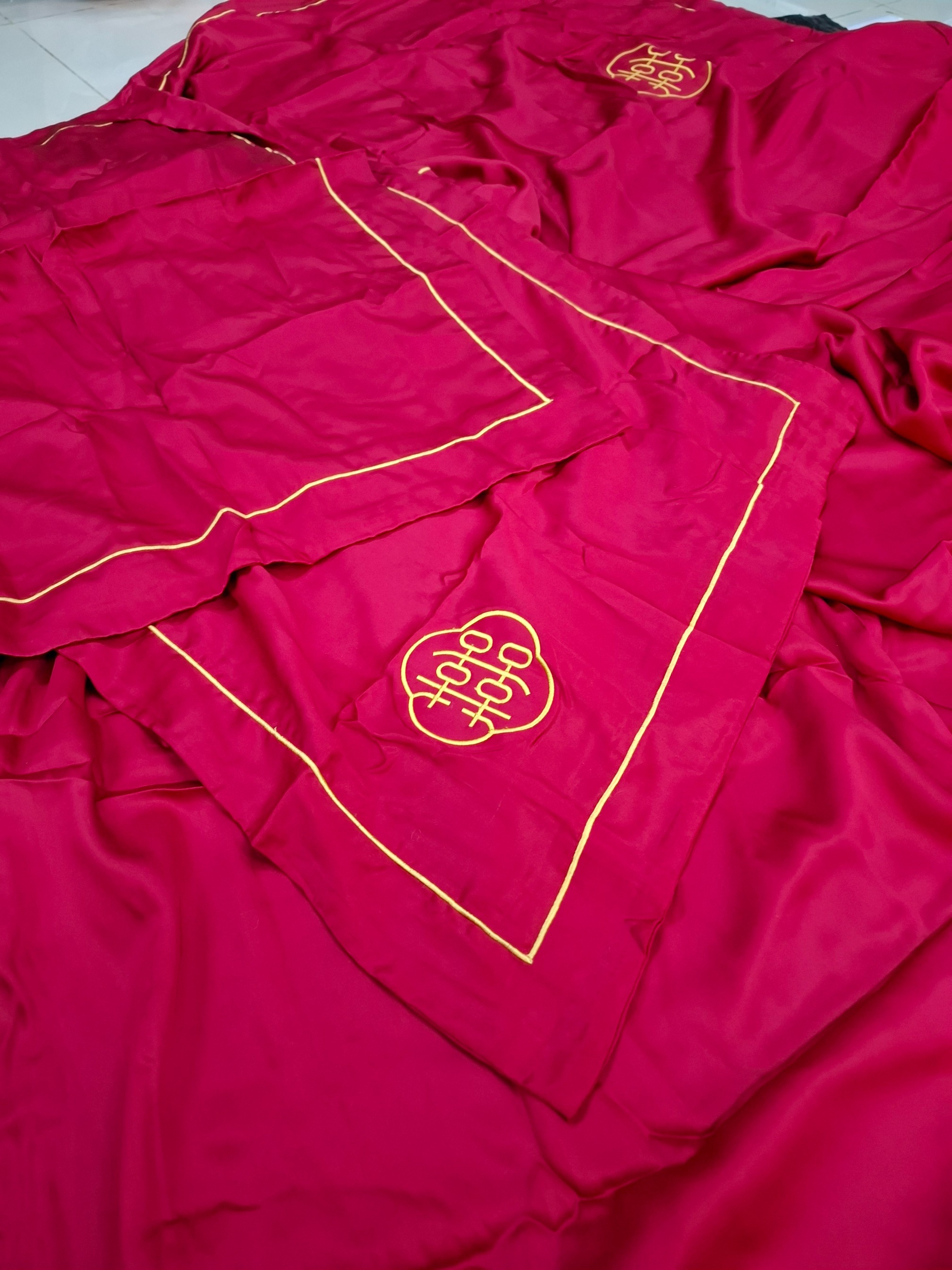 GOLDEN HARMONY RED SHUANG XI - XI JIN Signature Design Cellulose Fiber Tencel REGALINEN