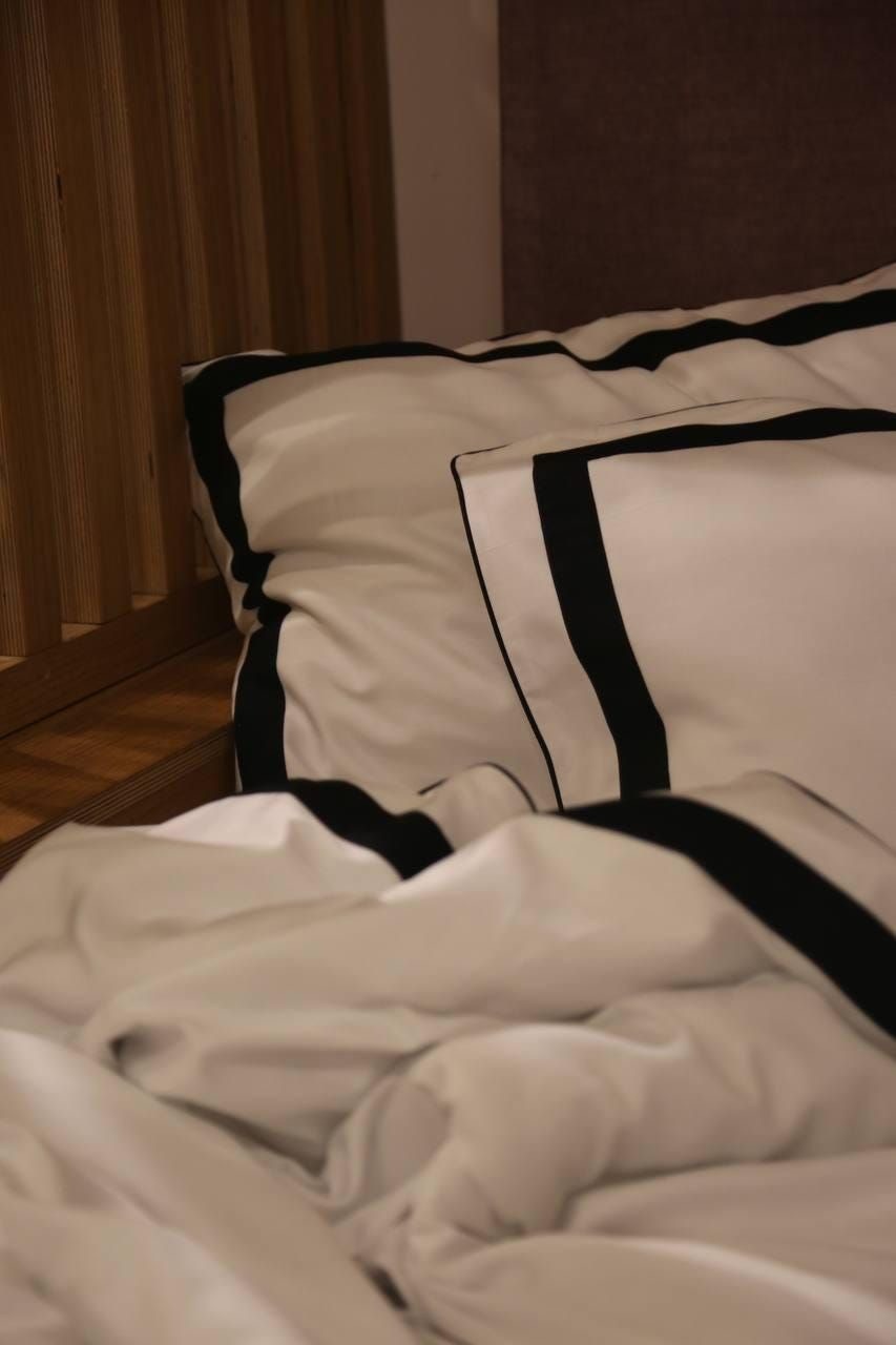 PHOENIX - Signature Design Cellulose Fiber Tencel REGALINEN