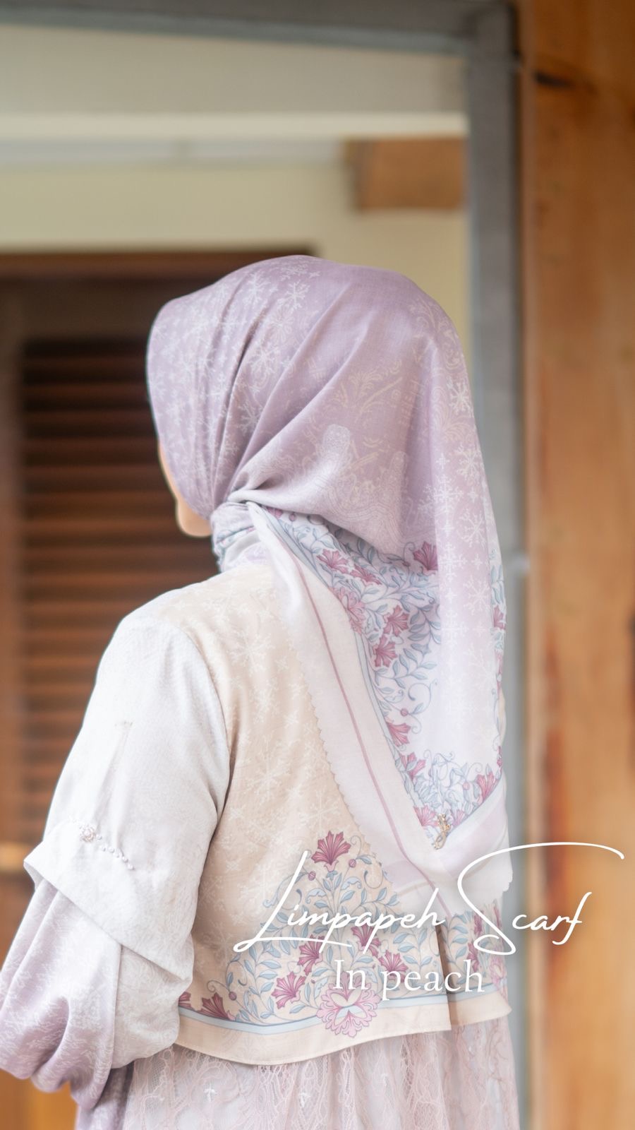 Limpapeh Scarf