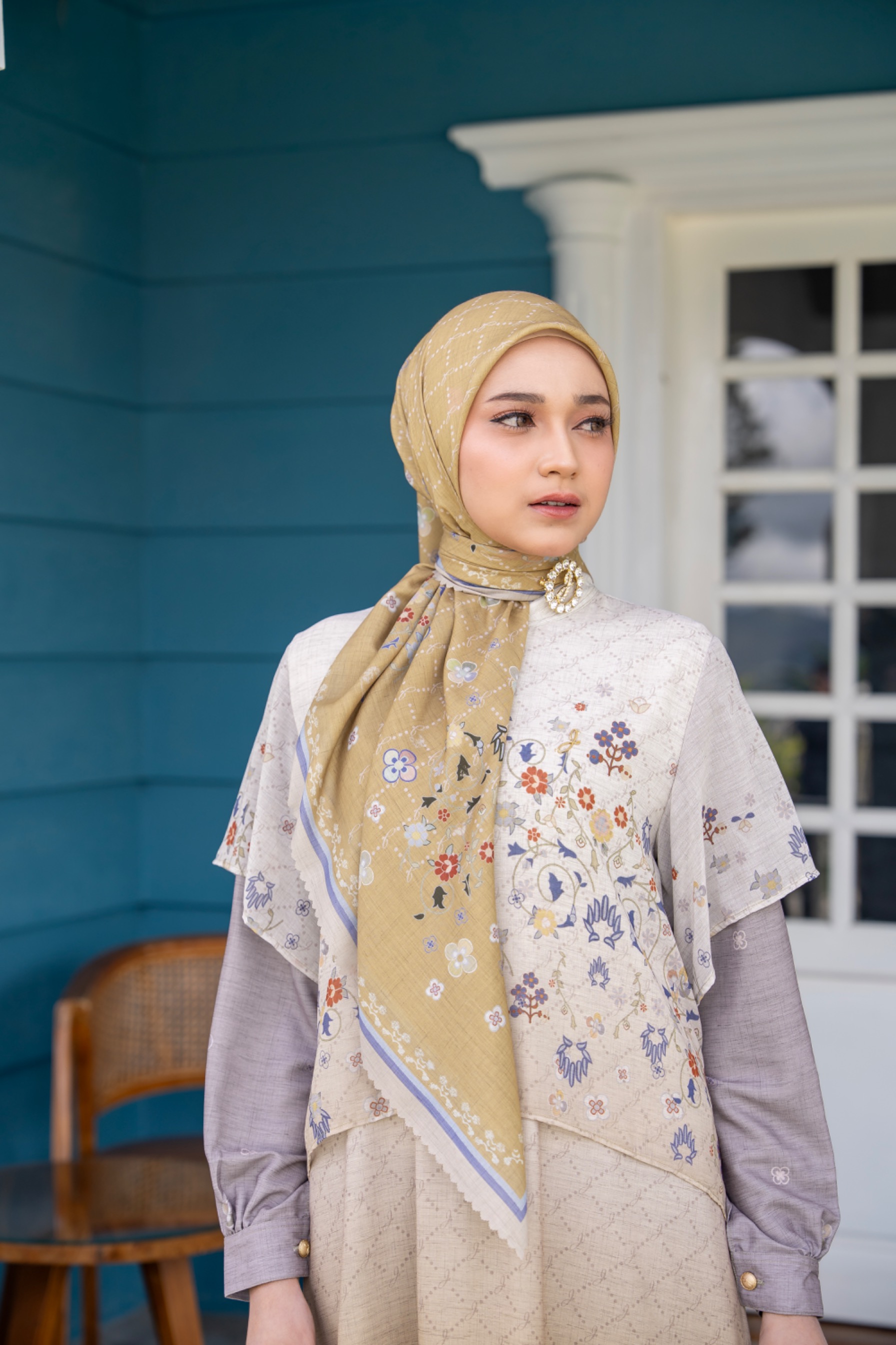 Camelia Dress Champagne