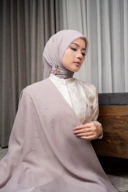 Jamila paris sephiarose lux